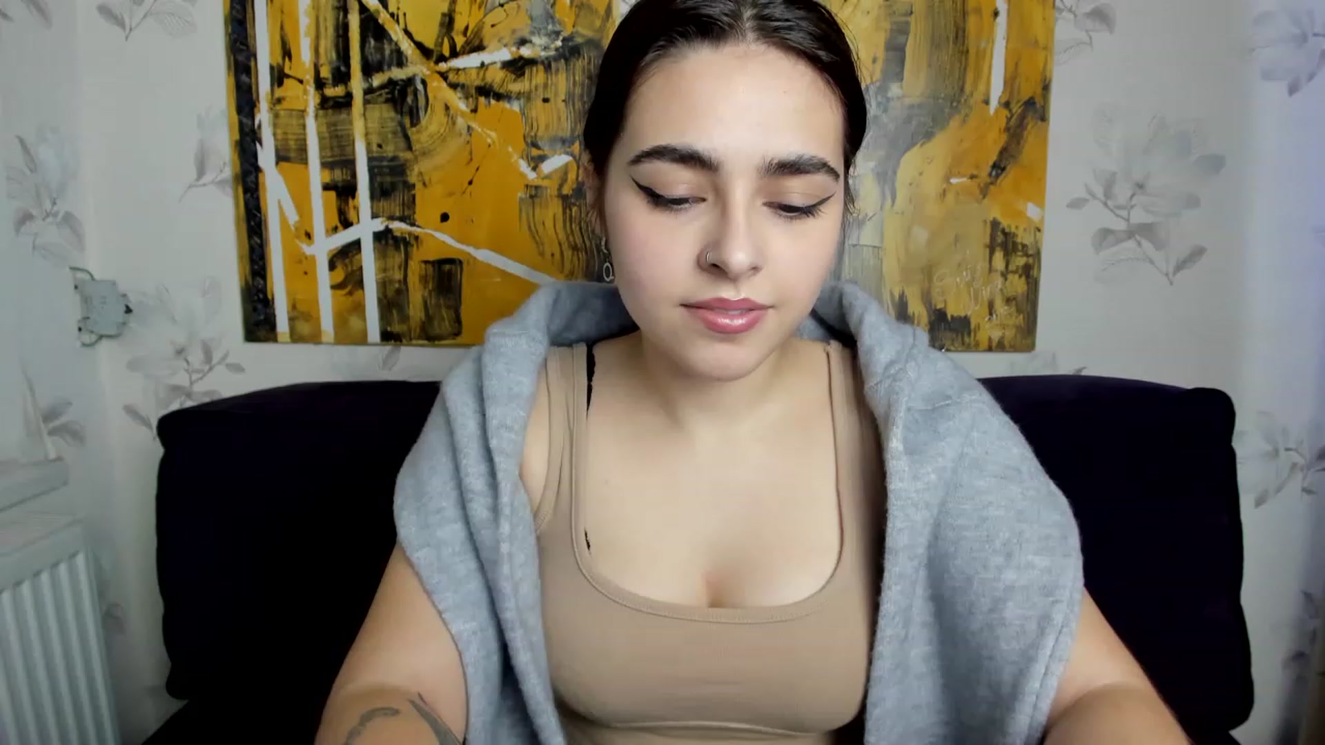 Gallery image thumbnail from MillaGold's myfreecams stream on, 12/11/2022, 09:47 image 5 of 20