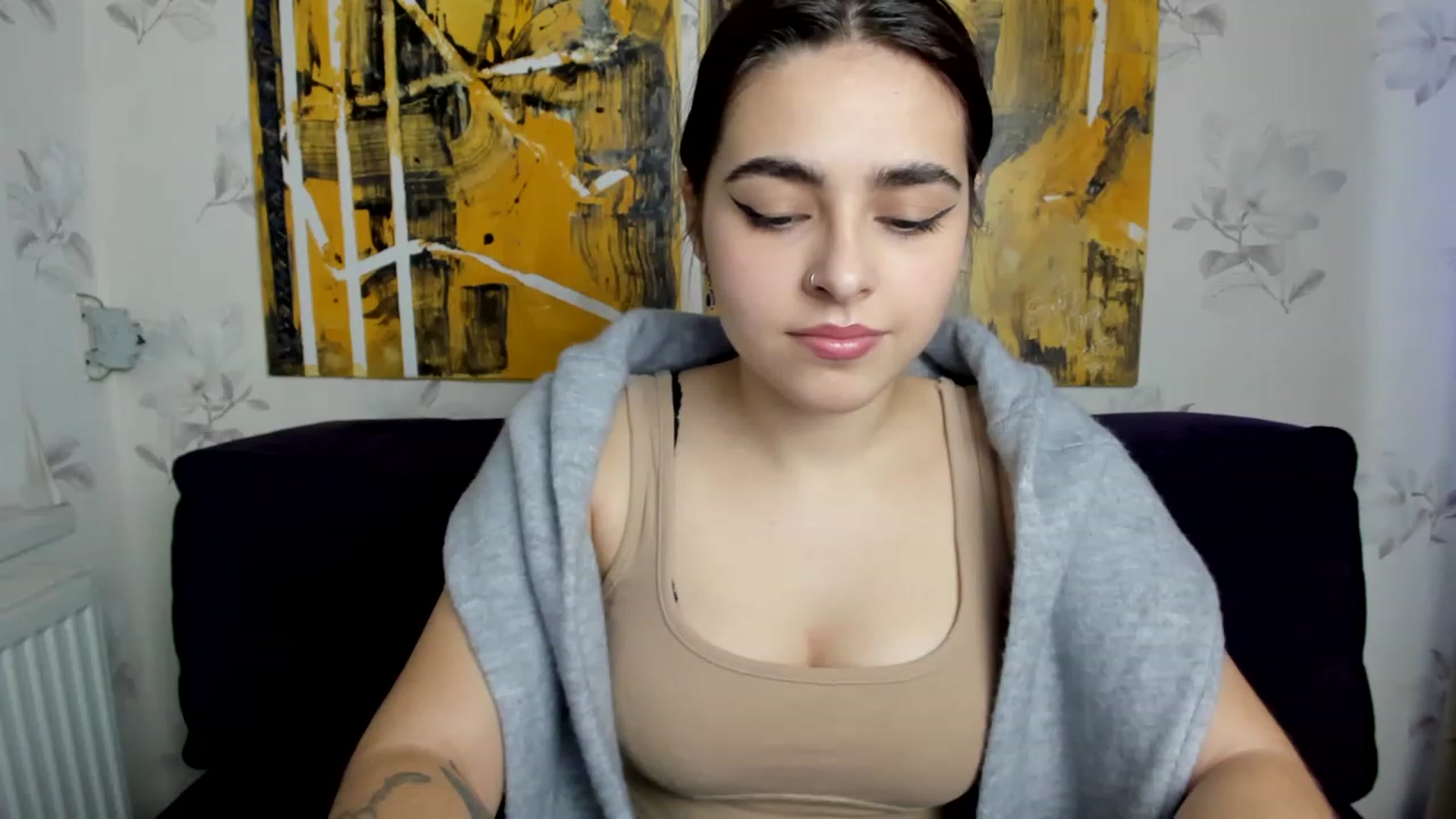 Gallery image thumbnail from MillaGold's myfreecams stream on, 12/11/2022, 09:47 image 6 of 20