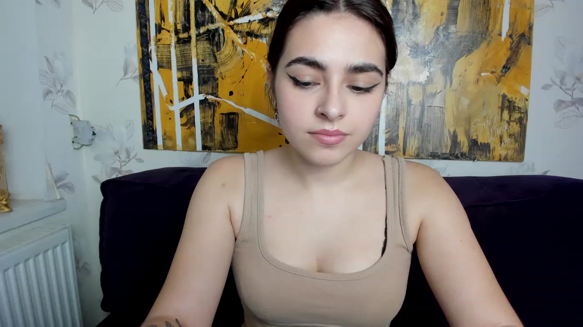 Gallery image thumbnail from MillaGold's myfreecams stream on, 12/11/2022, 11:14 image 5 of 20