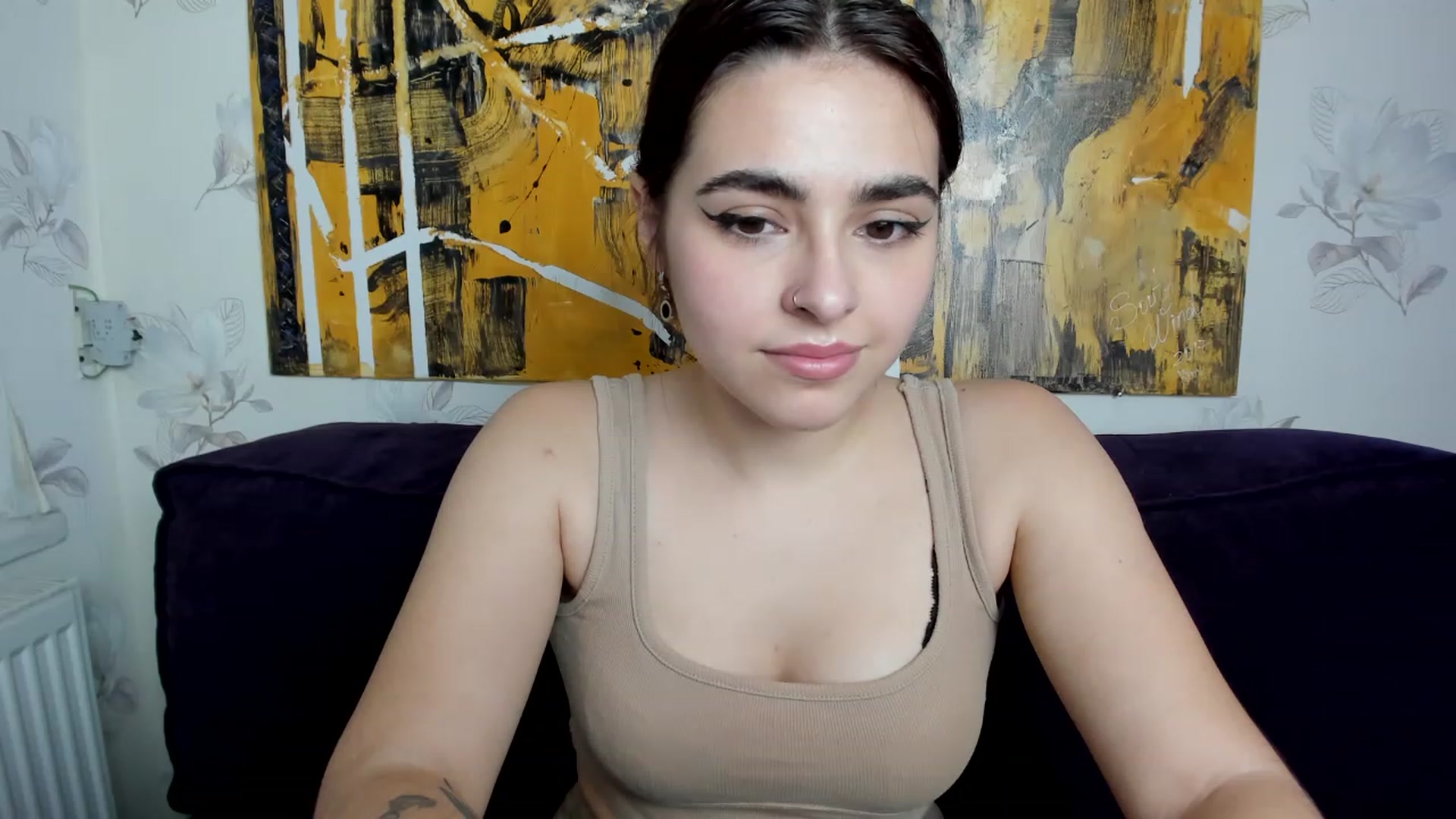 Gallery image thumbnail from MillaGold's myfreecams stream on, 12/11/2022, 12:19 image 6 of 20