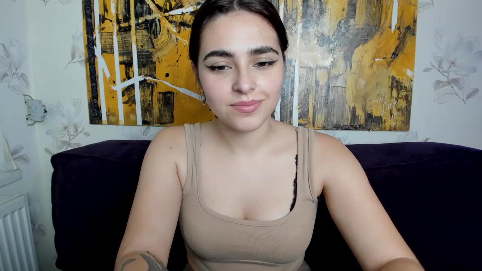Gallery image thumbnail from MillaGold's myfreecams stream on, 12/11/2022, 12:19 image 9 of 20