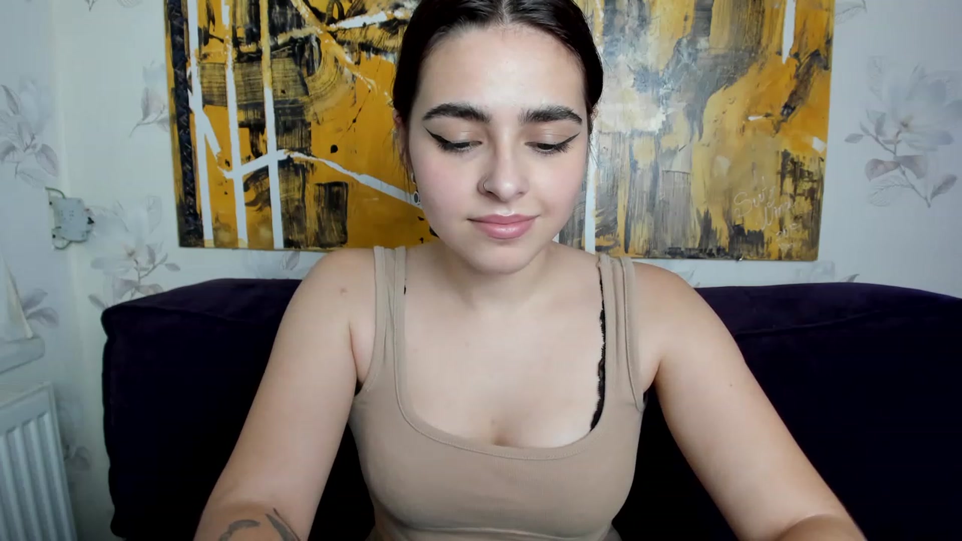 Gallery image thumbnail from MillaGold's myfreecams stream on, 12/11/2022, 12:19 image 16 of 20