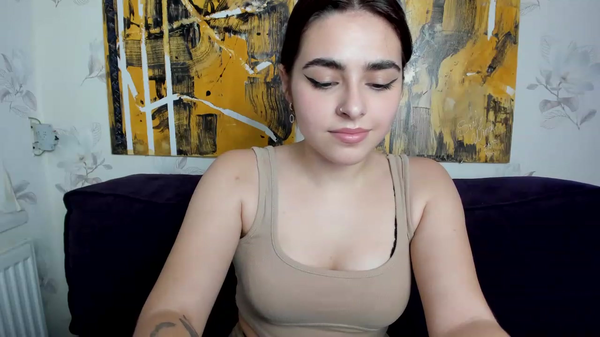 Gallery image thumbnail from MillaGold's myfreecams stream on, 12/11/2022, 12:19 image 5 of 20