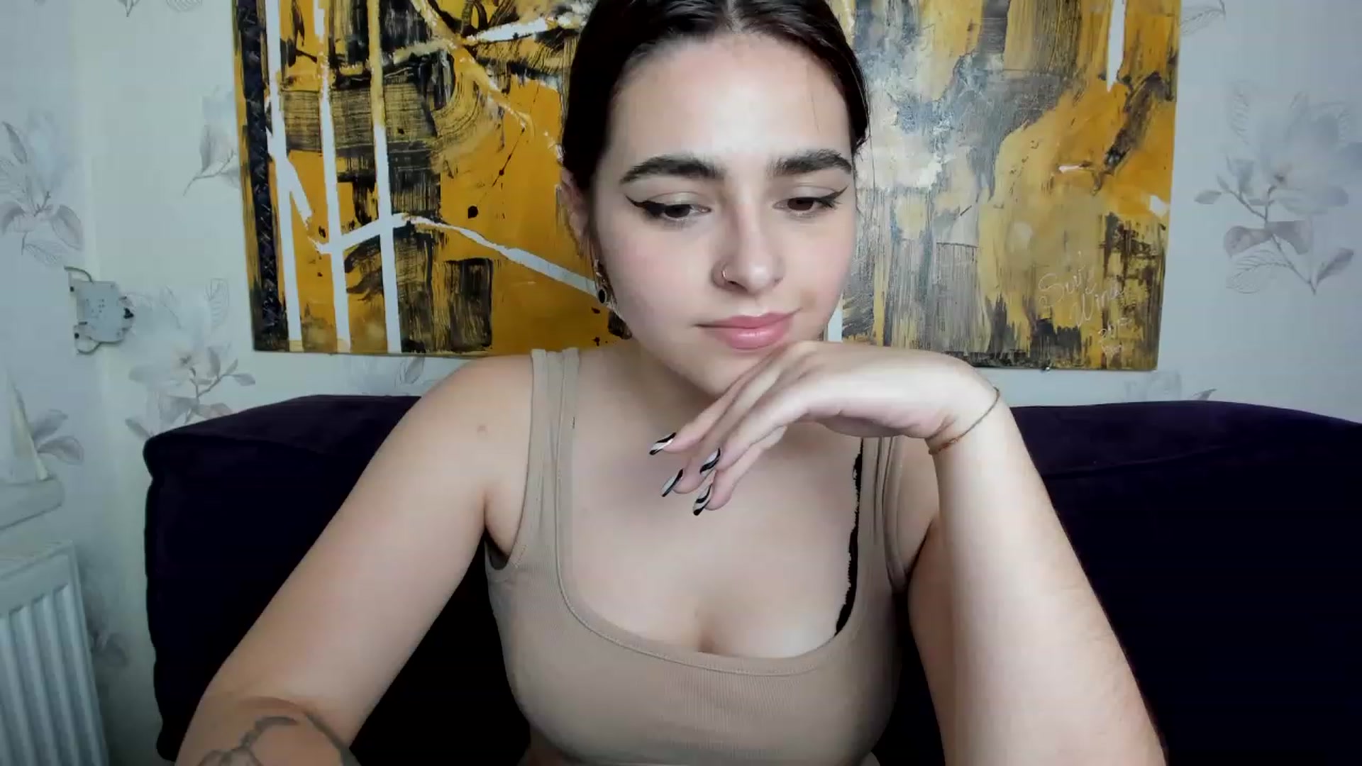 Gallery image thumbnail from MillaGold's myfreecams stream on, 12/11/2022, 12:19 image 12 of 20