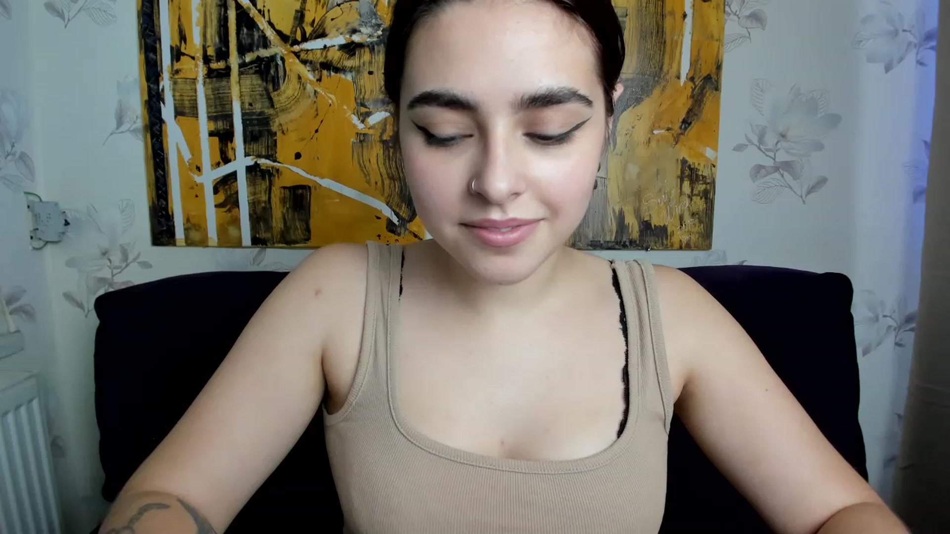 Gallery image thumbnail from MillaGold's myfreecams stream on, 12/11/2022, 12:41 image 19 of 20