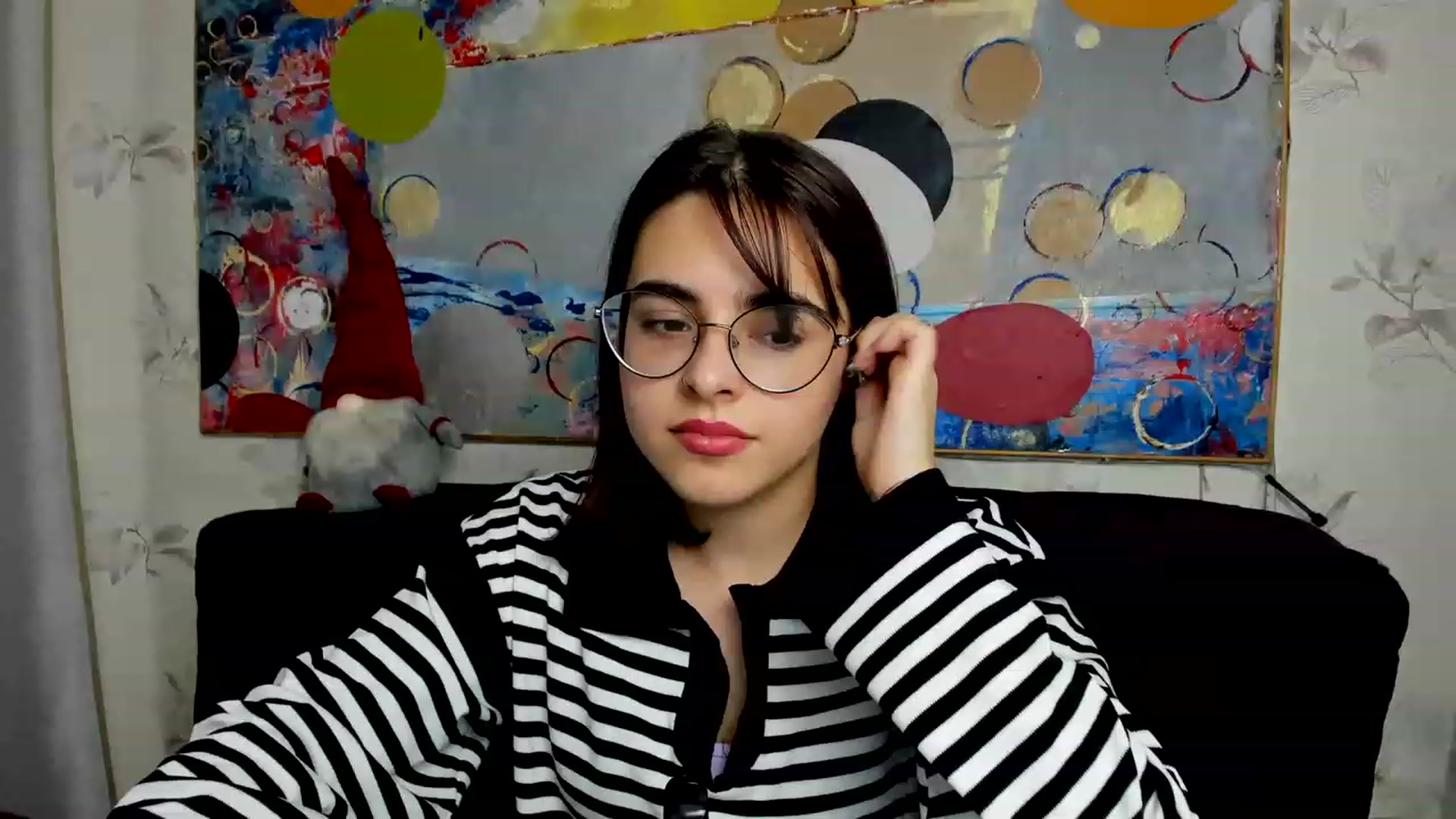Gallery image thumbnail from MillaGold's myfreecams stream on, 12/16/2022, 17:41 image 12 of 20