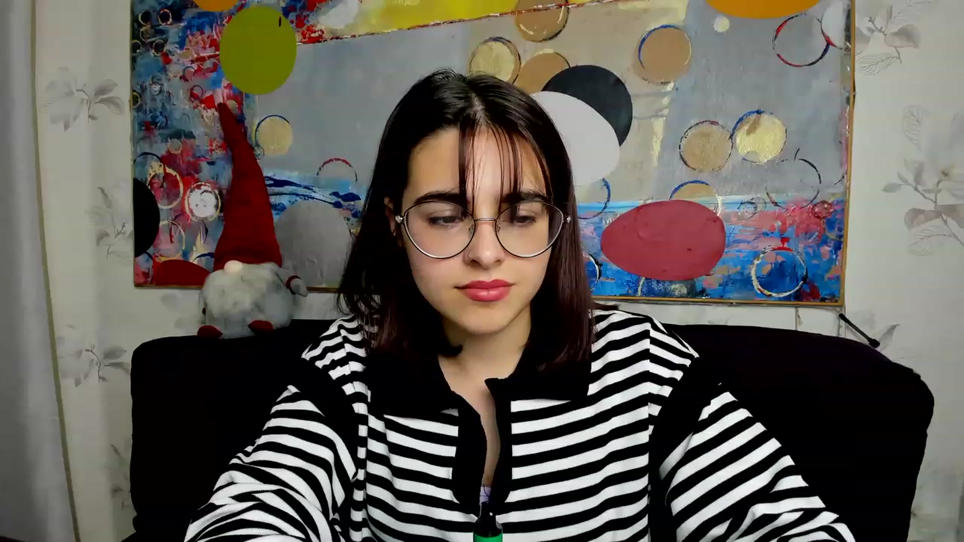 Gallery image thumbnail from MillaGold's myfreecams stream on, 12/16/2022, 17:41 image 18 of 20