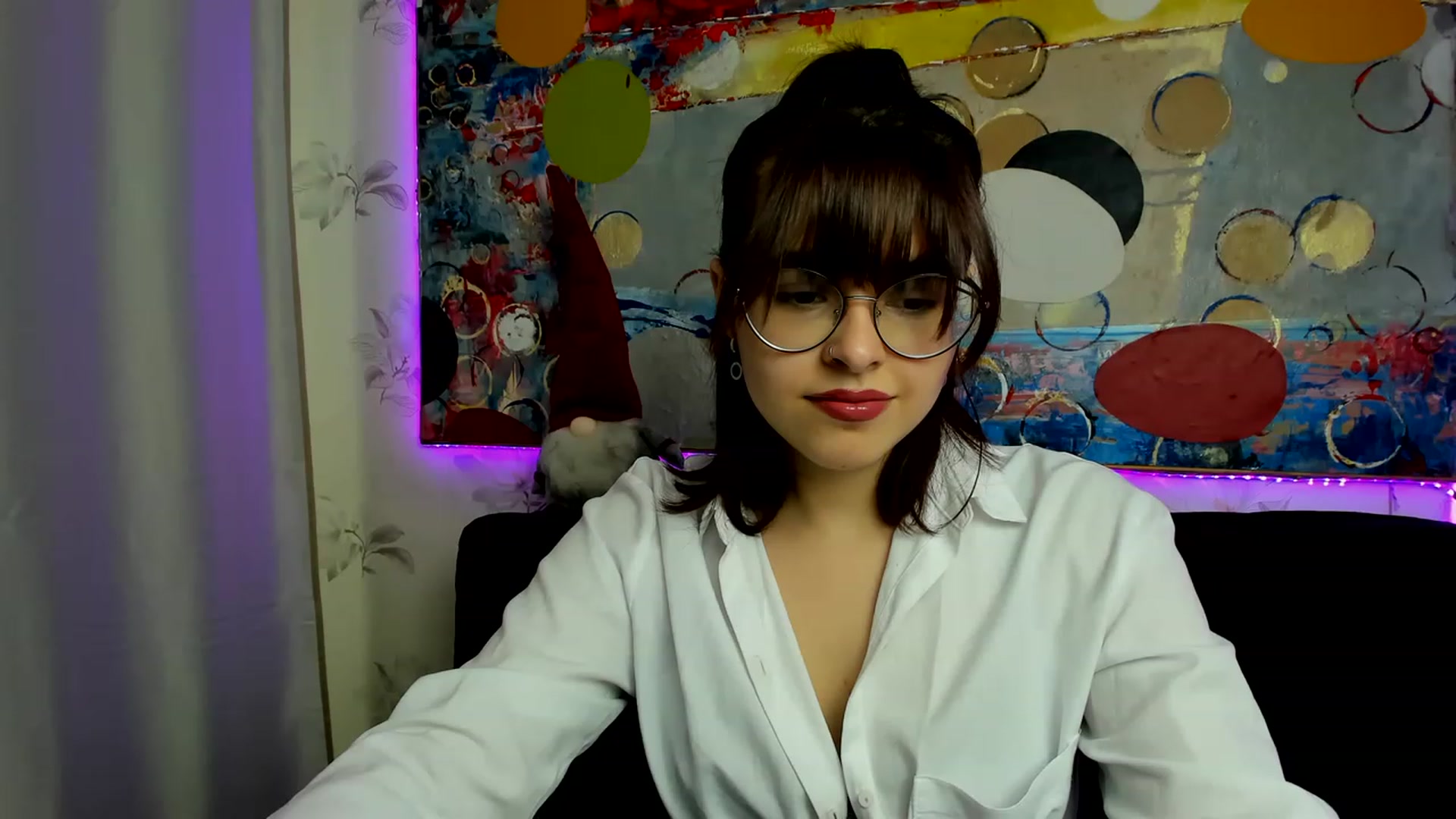 Gallery image thumbnail from MillaGold's myfreecams stream on, 12/17/2022, 14:03 image 8 of 20