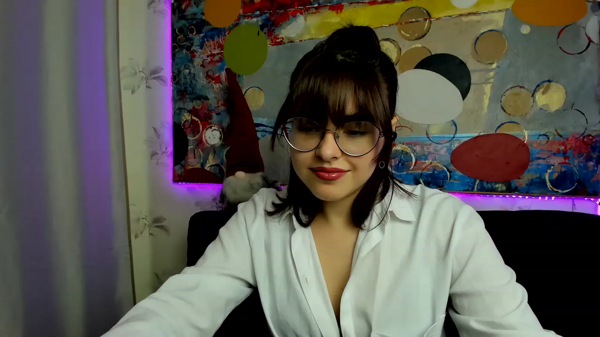 Gallery image thumbnail from MillaGold's myfreecams stream on, 12/17/2022, 14:03 image 15 of 20