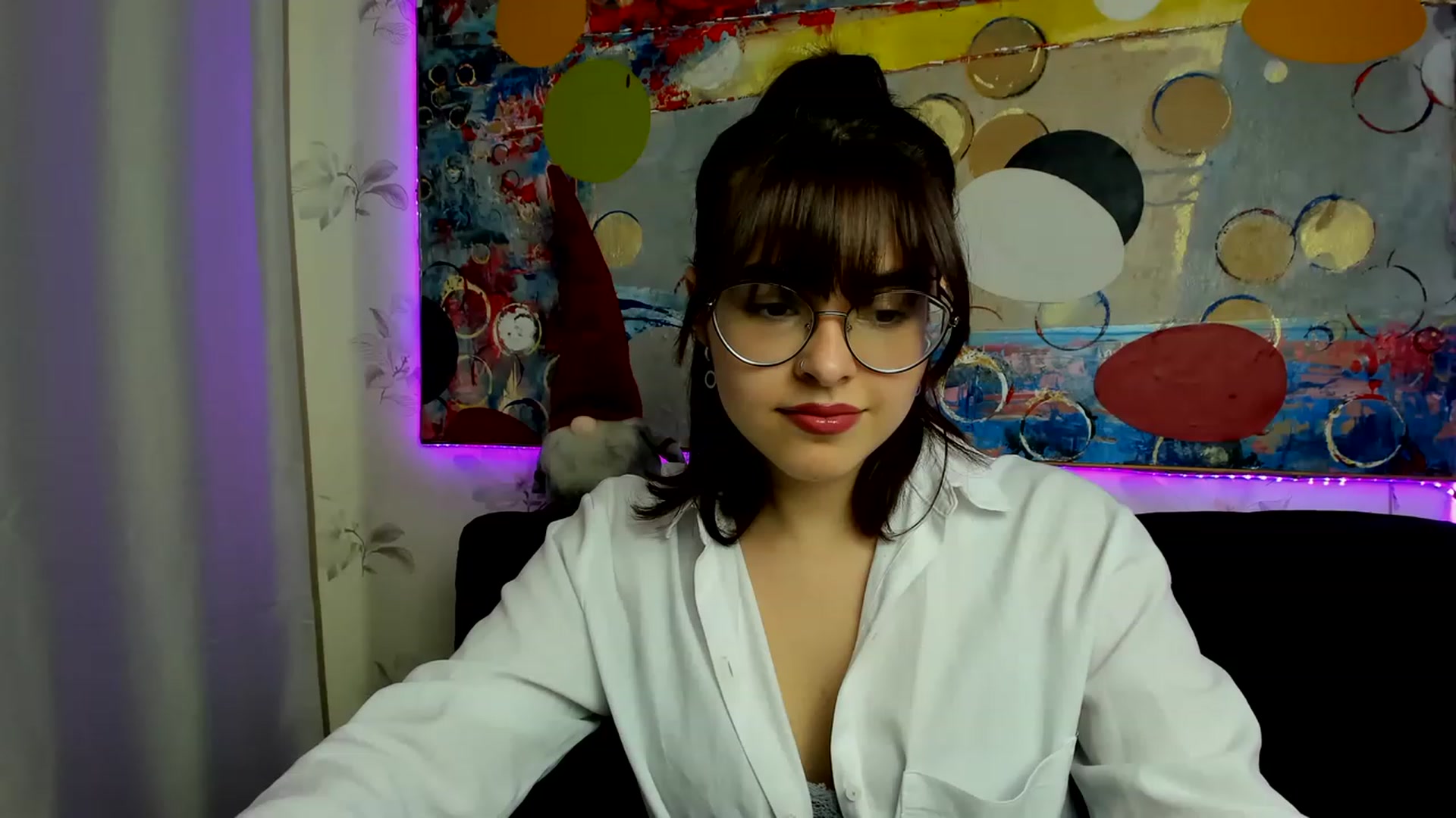 Gallery image thumbnail from MillaGold's myfreecams stream on, 12/17/2022, 14:03 image 11 of 20