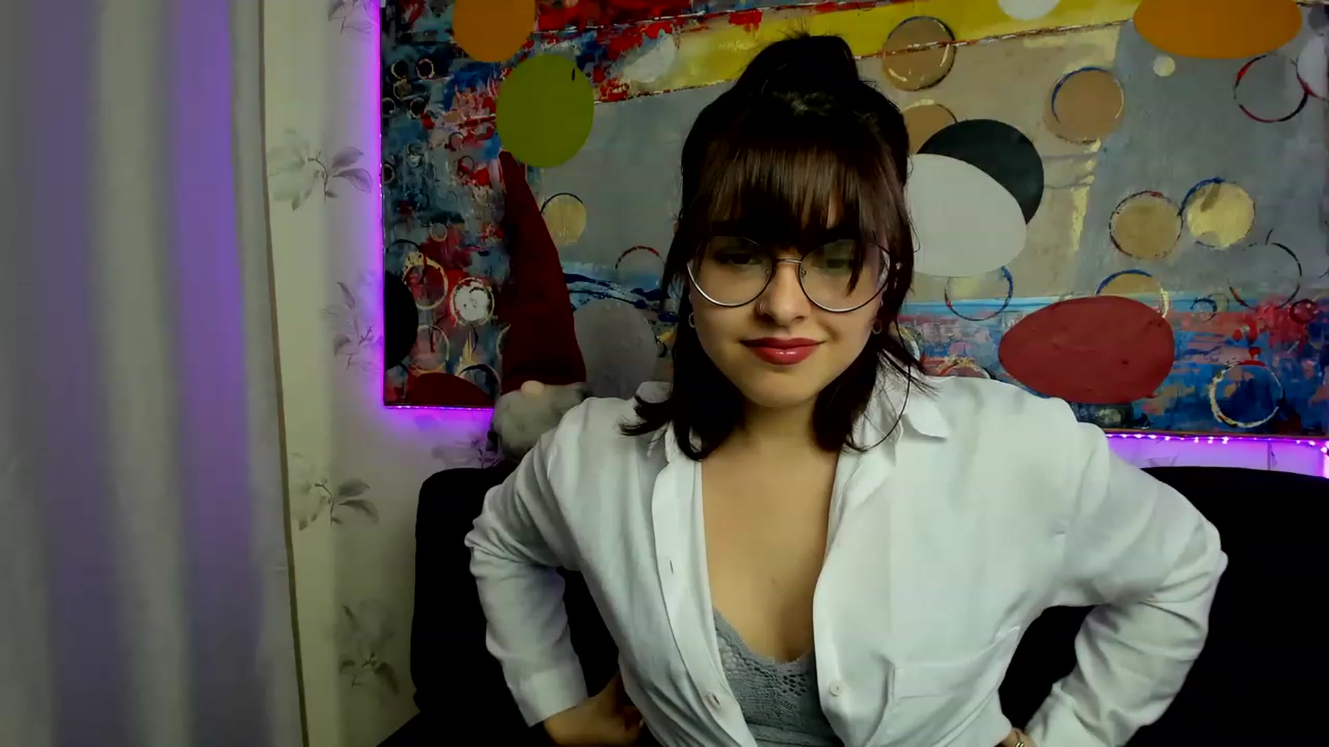 Gallery image thumbnail from MillaGold's myfreecams stream on, 12/17/2022, 14:03 image 9 of 20