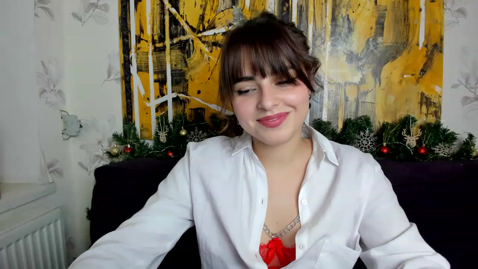 Gallery image thumbnail from MillaGold's myfreecams stream on, 12/18/2022, 11:35 image 20 of 20