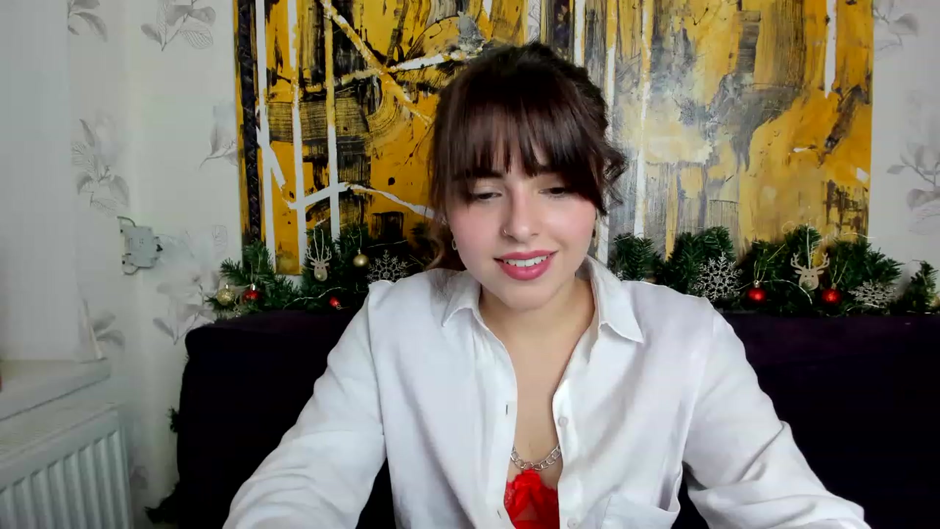 Gallery image thumbnail from MillaGold's myfreecams stream on, 12/18/2022, 11:35 image 7 of 20