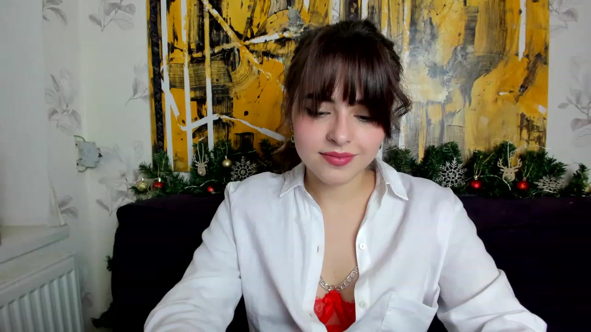 Gallery image thumbnail from MillaGold's myfreecams stream on, 12/18/2022, 11:35 image 12 of 20