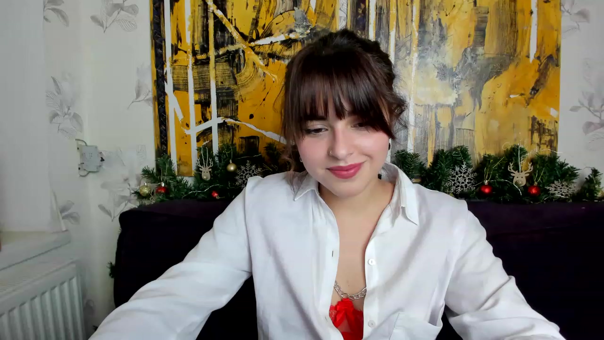 Gallery image thumbnail from MillaGold's myfreecams stream on, 12/18/2022, 11:35 image 9 of 20