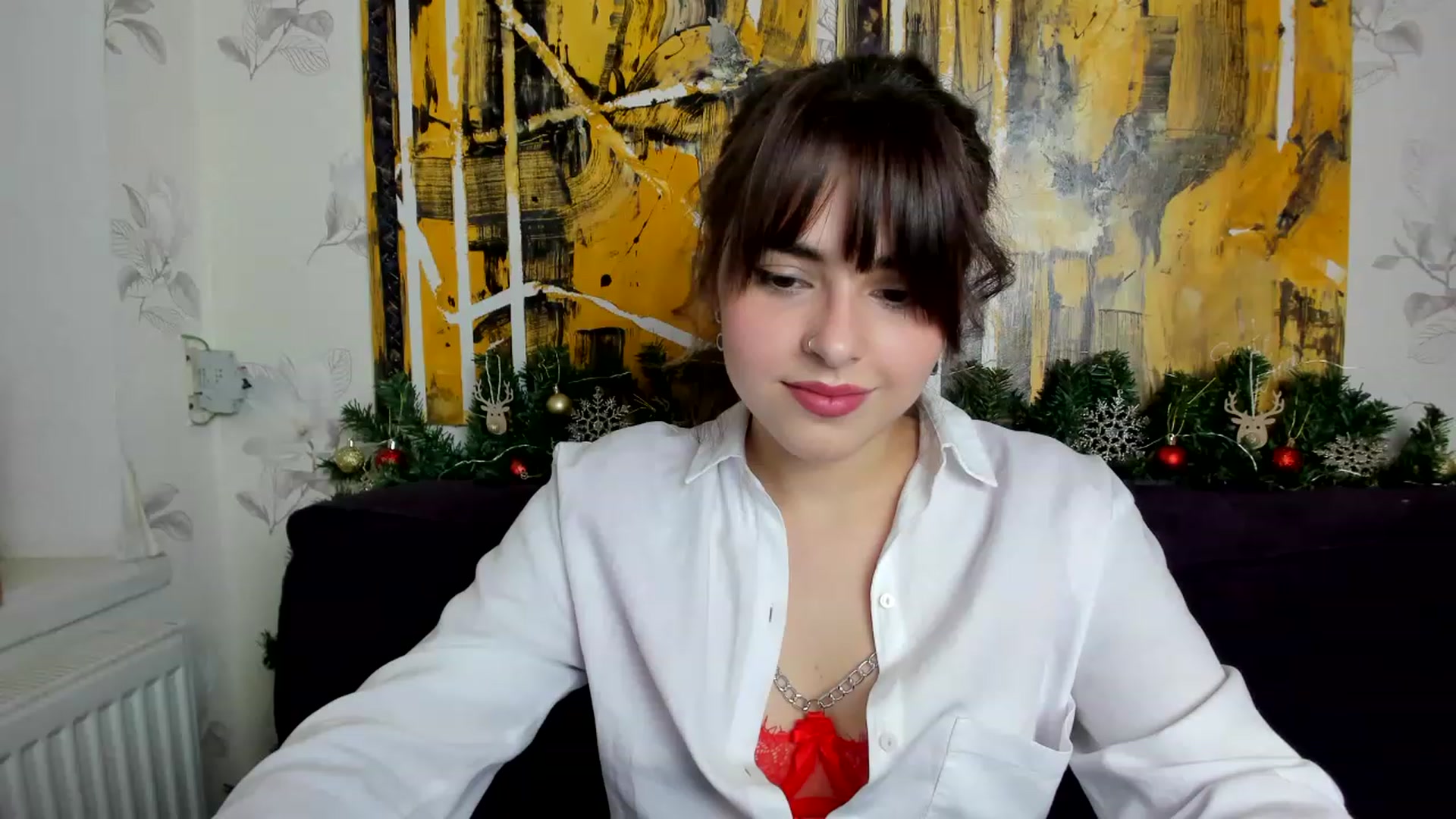 Gallery image thumbnail from MillaGold's myfreecams stream on, 12/18/2022, 11:35 image 13 of 20