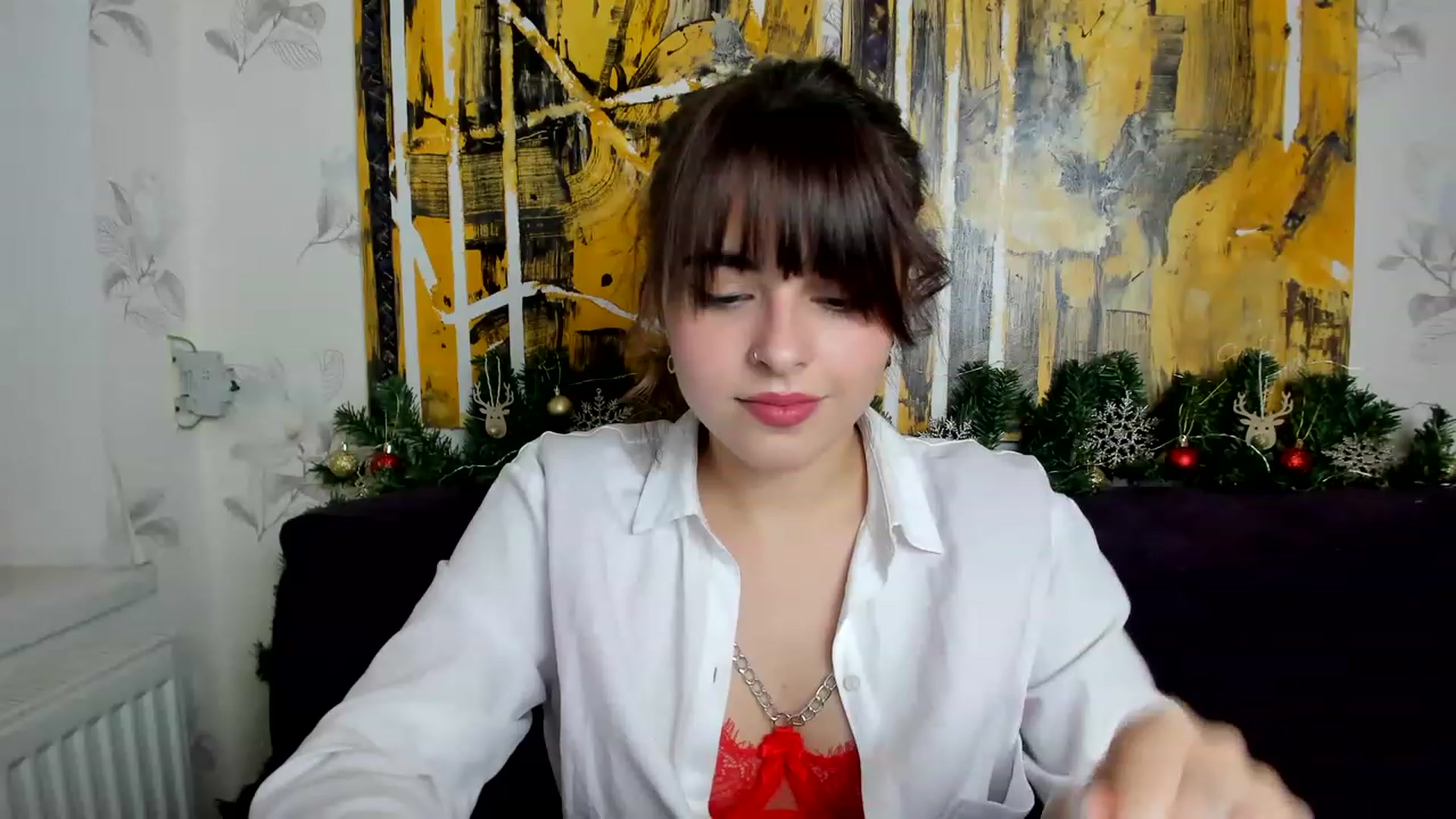 Gallery image thumbnail from MillaGold's myfreecams stream on, 12/18/2022, 12:57 image 17 of 20