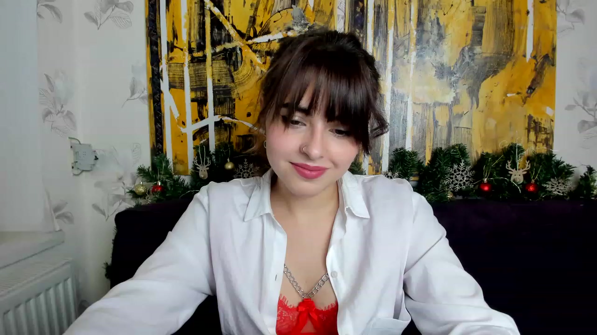 Gallery image thumbnail from MillaGold's myfreecams stream on, 12/18/2022, 12:57 image 14 of 20