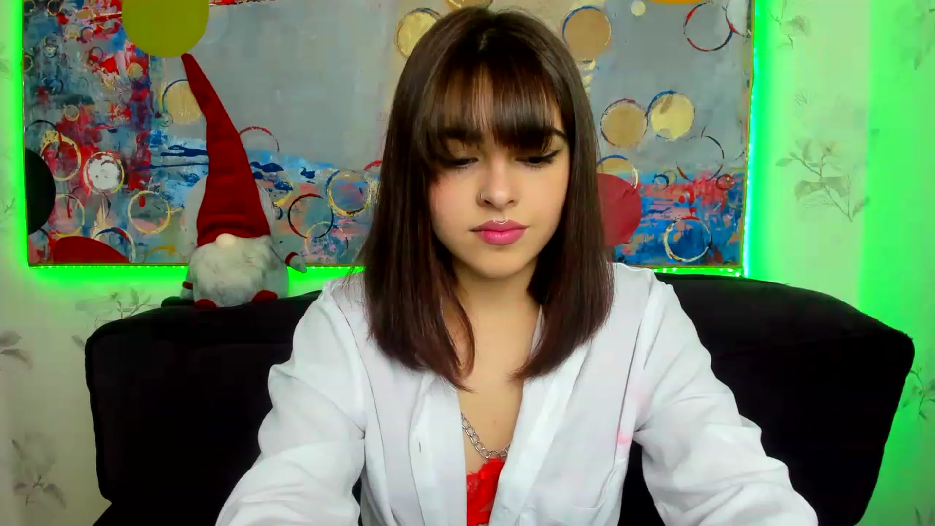 Gallery image thumbnail from MillaGold's myfreecams stream on, 12/20/2022, 10:16 image 7 of 20