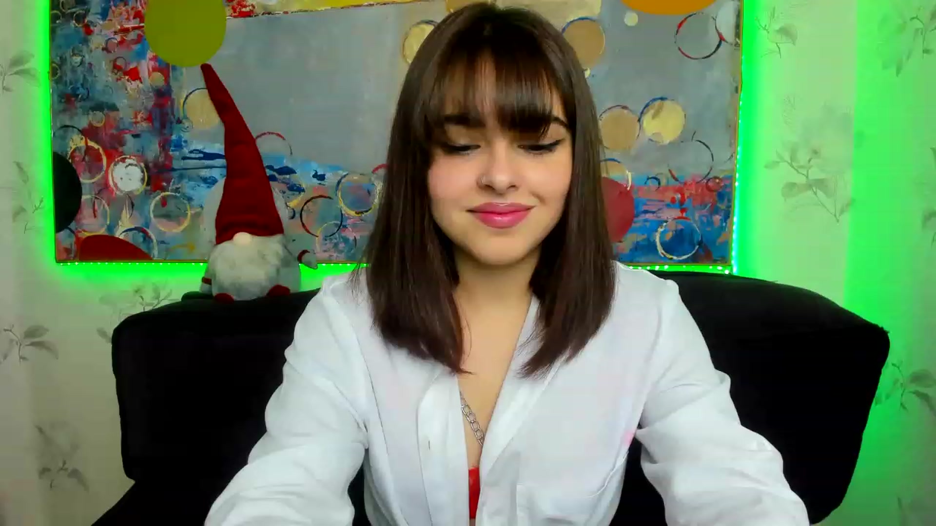 Gallery image thumbnail from MillaGold's myfreecams stream on, 12/20/2022, 10:16 image 19 of 20
