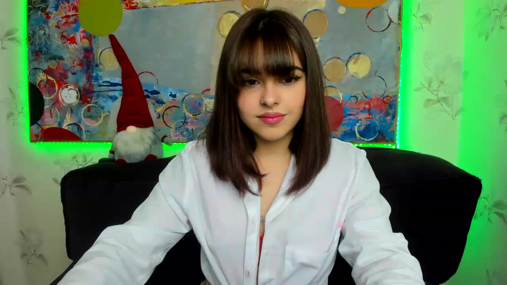 Gallery image thumbnail from MillaGold's myfreecams stream on, 12/20/2022, 10:16 image 13 of 20