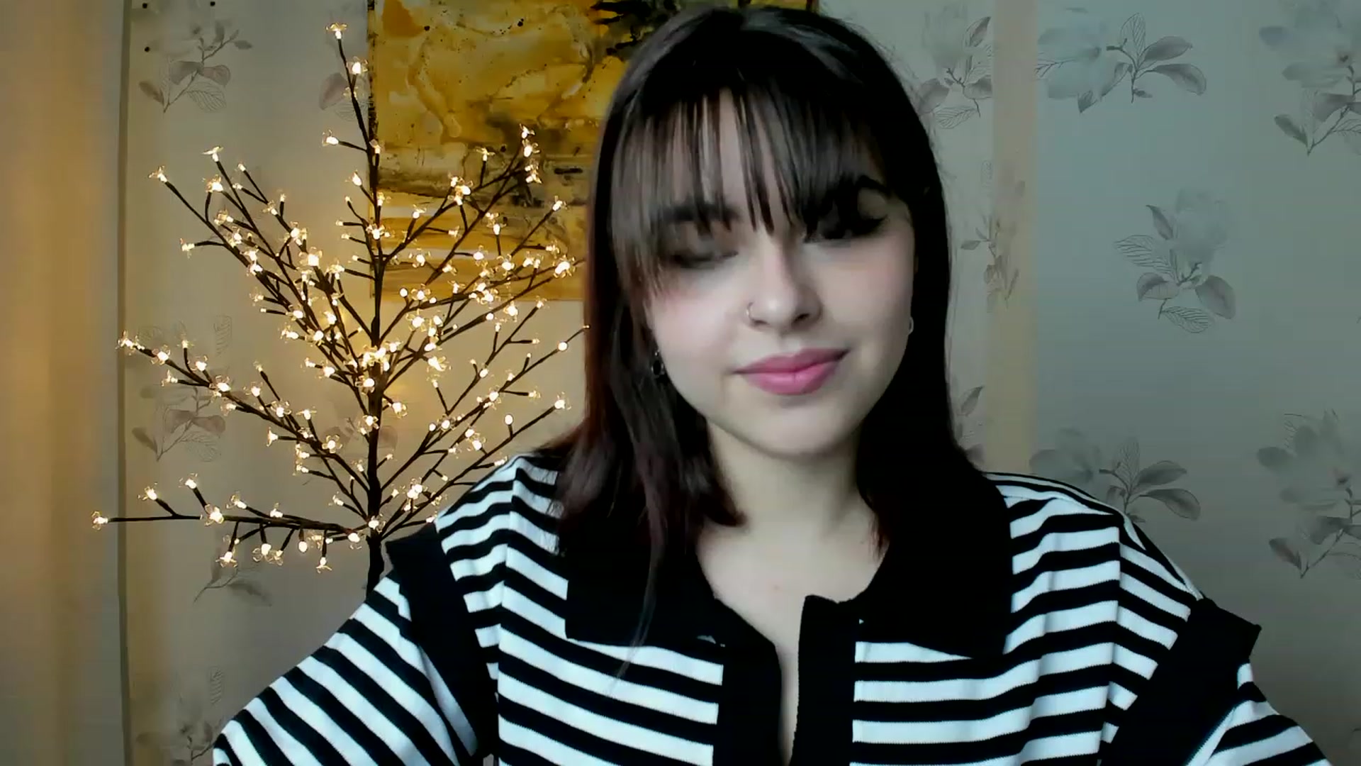 Gallery image thumbnail from MillaGold's myfreecams stream on, 12/21/2022, 14:04 image 15 of 20