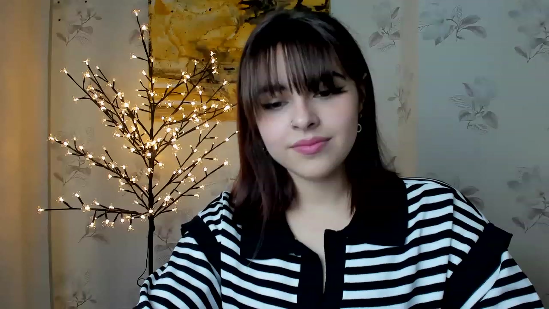 Gallery image thumbnail from MillaGold's myfreecams stream on, 12/21/2022, 14:04 image 7 of 20