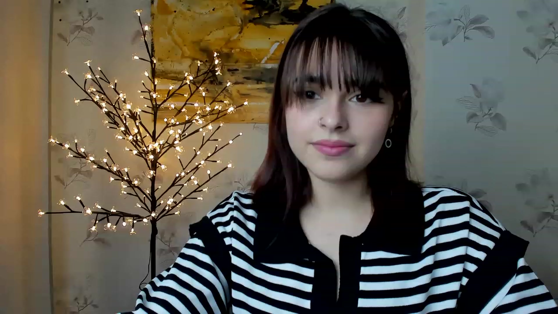 Gallery image thumbnail from MillaGold's myfreecams stream on, 12/21/2022, 14:04 image 5 of 20