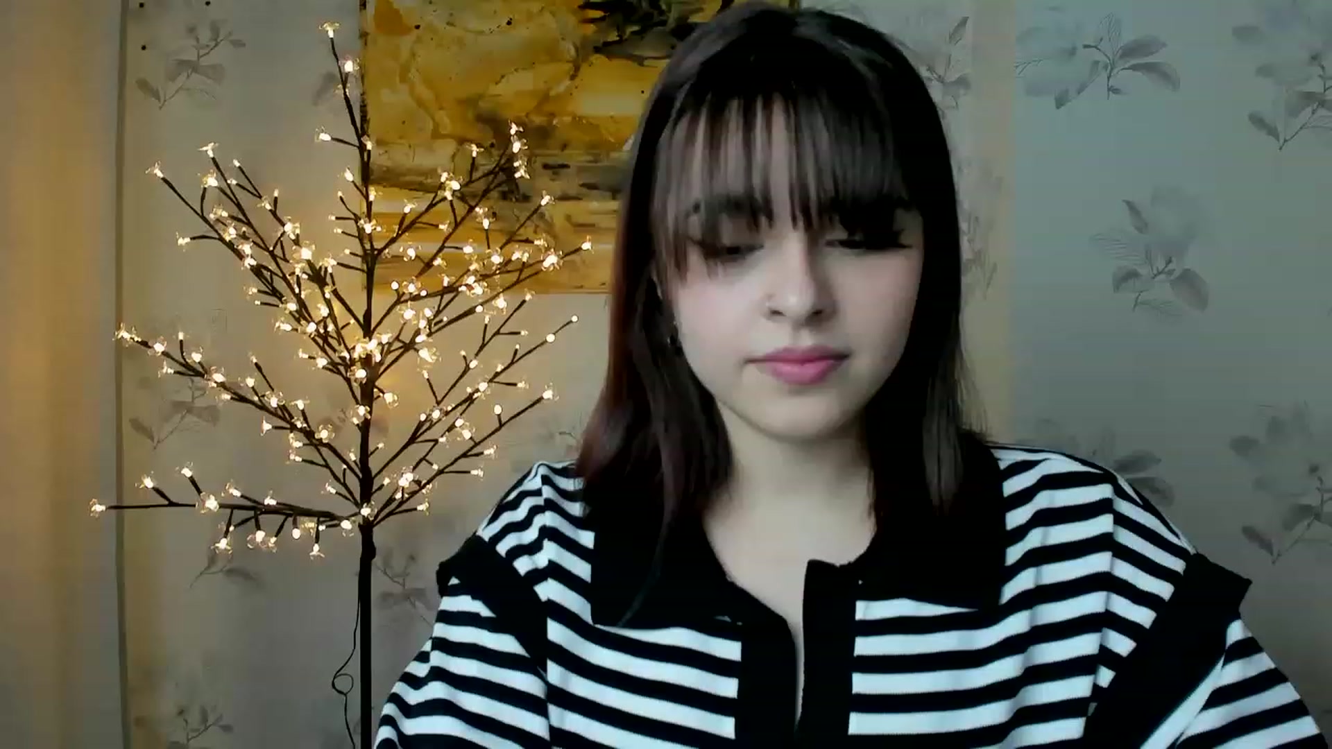 Gallery image thumbnail from MillaGold's myfreecams stream on, 12/21/2022, 14:04 image 1 of 20