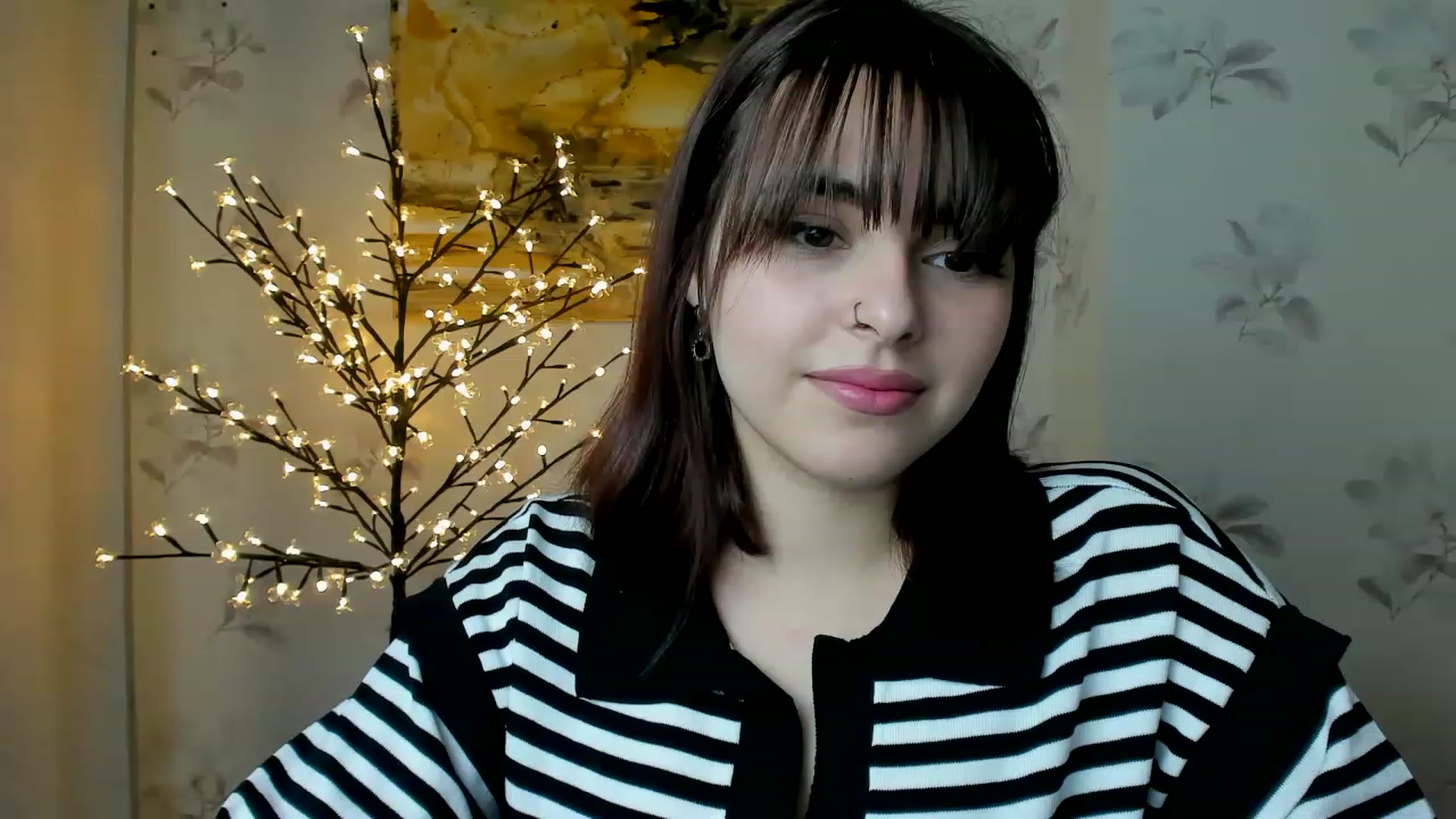 Gallery image thumbnail from MillaGold's myfreecams stream on, 12/21/2022, 14:04 image 14 of 20