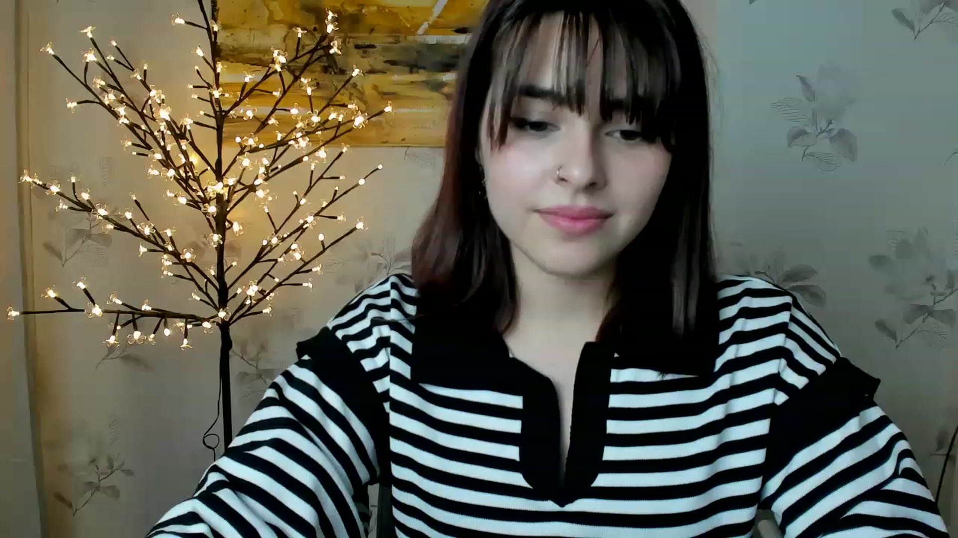 Gallery image thumbnail from MillaGold's myfreecams stream on, 12/21/2022, 15:53 image 7 of 20