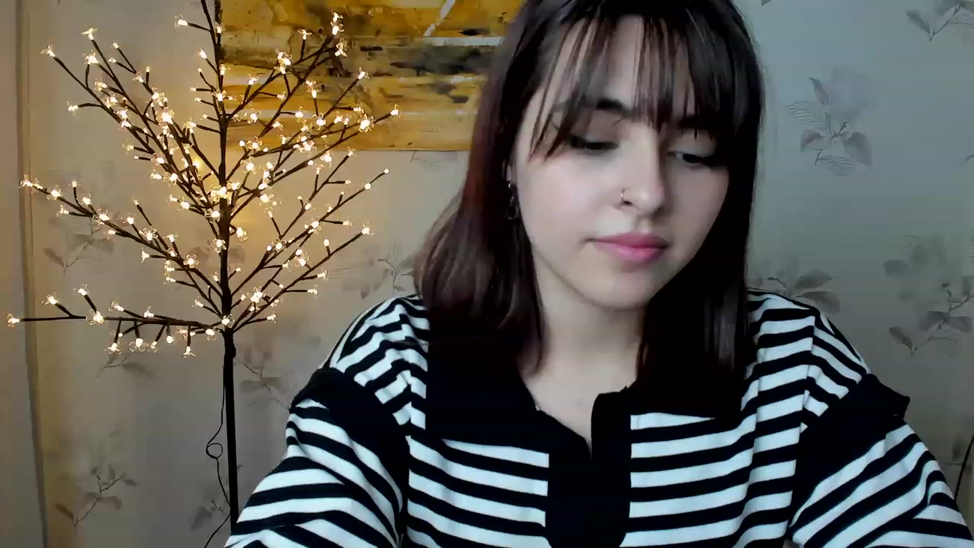 Gallery image thumbnail from MillaGold's myfreecams stream on, 12/21/2022, 15:53 image 18 of 20