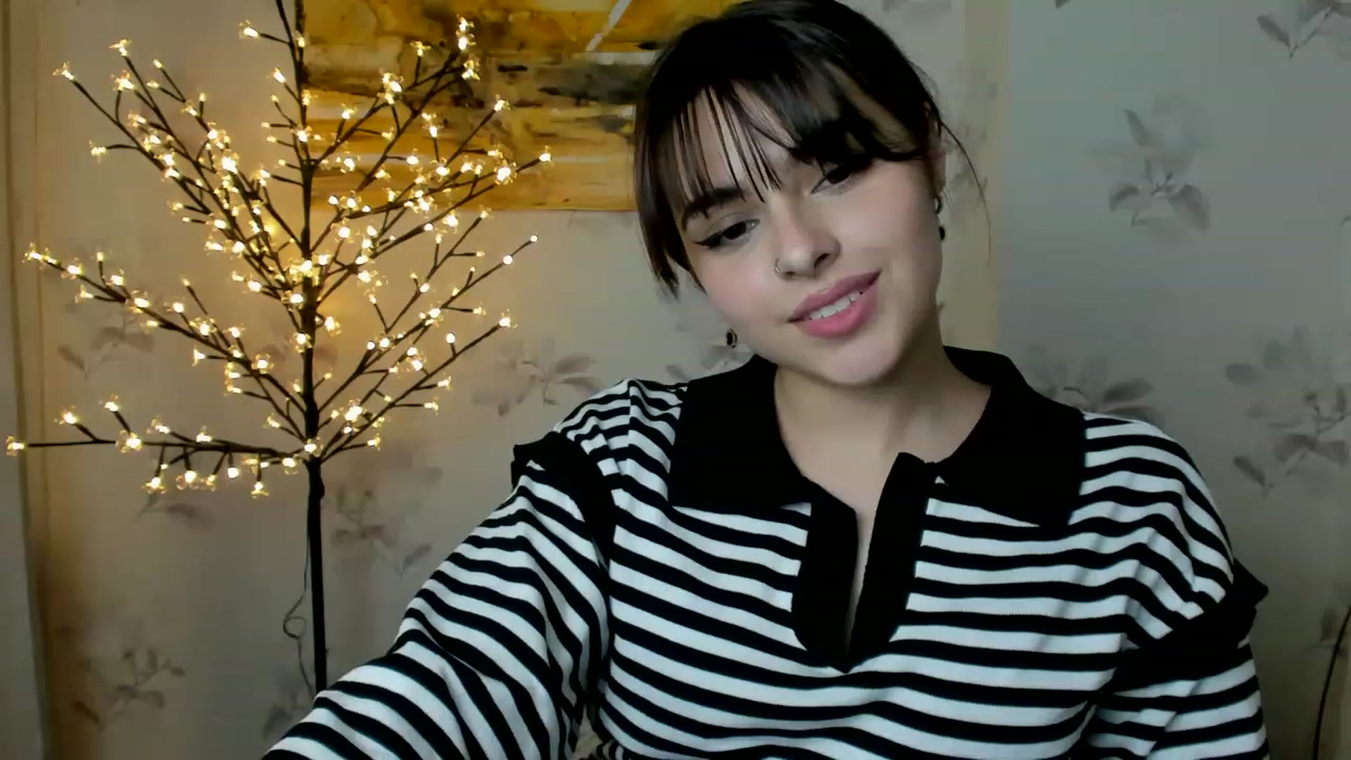 Gallery image thumbnail from MillaGold's myfreecams stream on, 12/21/2022, 17:01 image 6 of 20