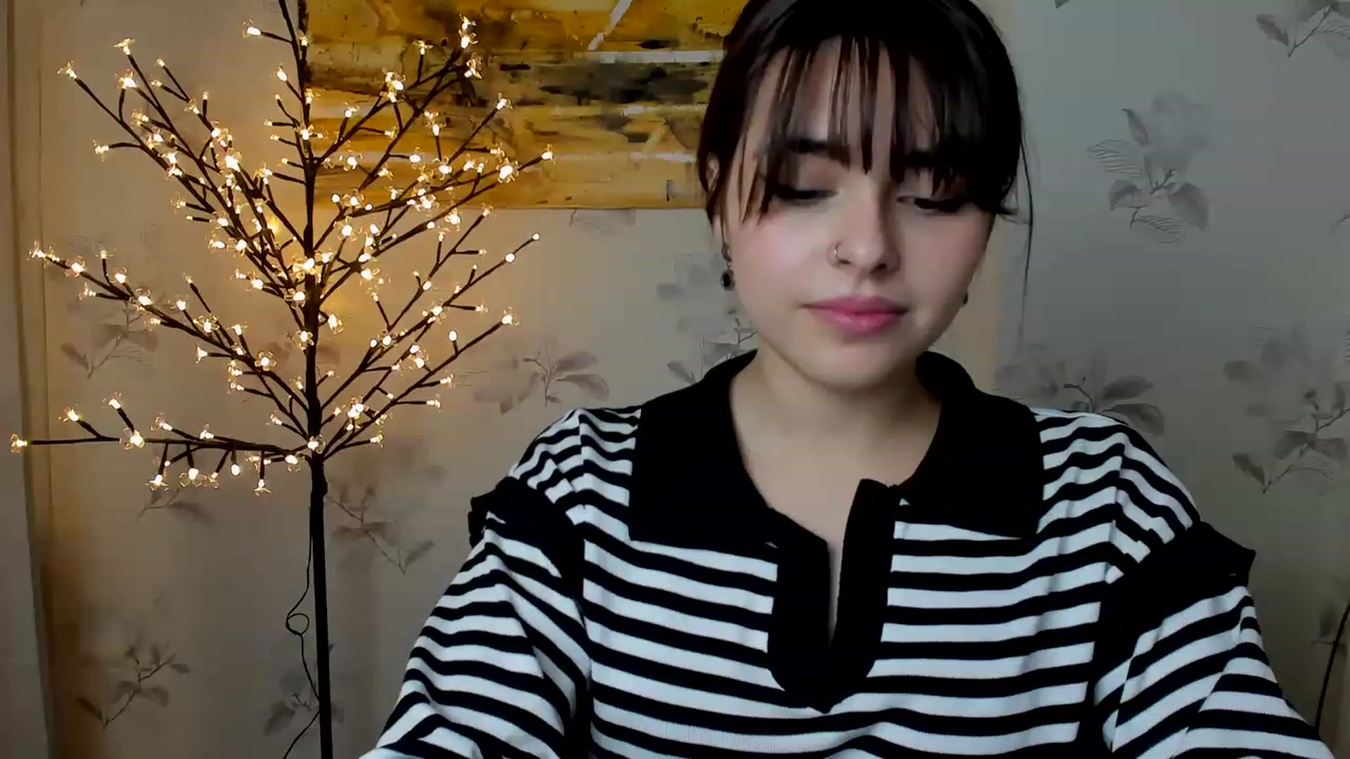 Gallery image thumbnail from MillaGold's myfreecams stream on, 12/21/2022, 17:01 image 8 of 20