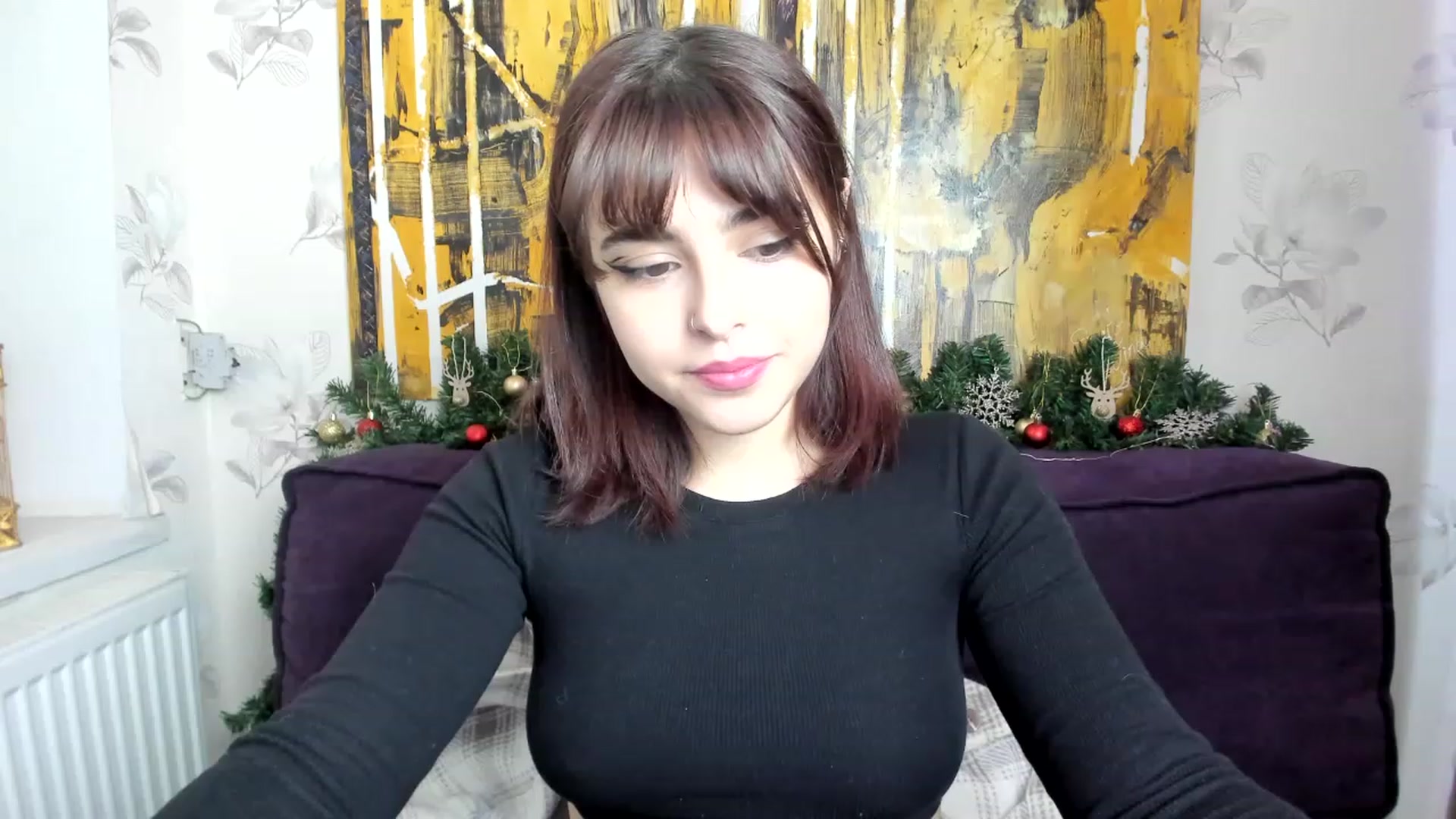 Gallery image thumbnail from MillaGold's myfreecams stream on, 12/23/2022, 10:48 image 12 of 20
