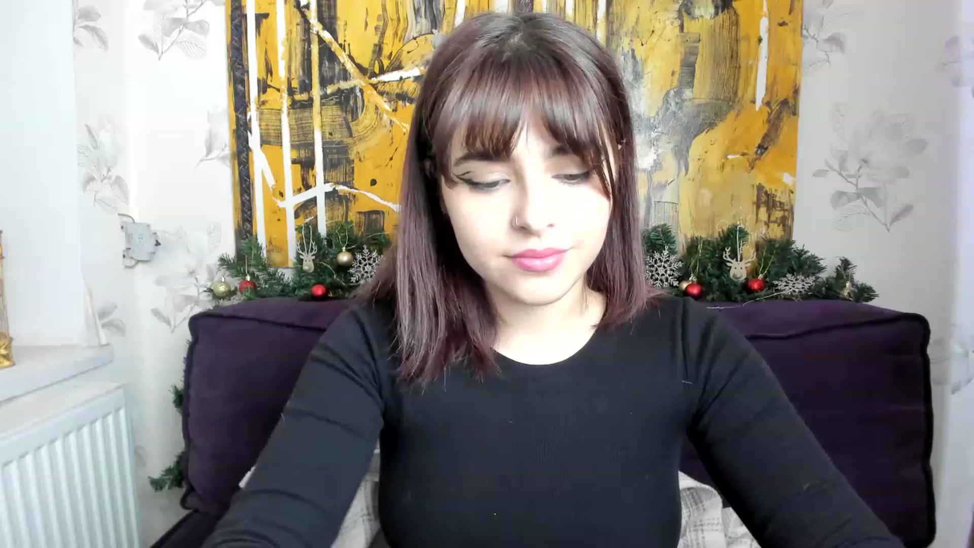 Gallery image thumbnail from MillaGold's myfreecams stream on, 12/23/2022, 10:48 image 14 of 20