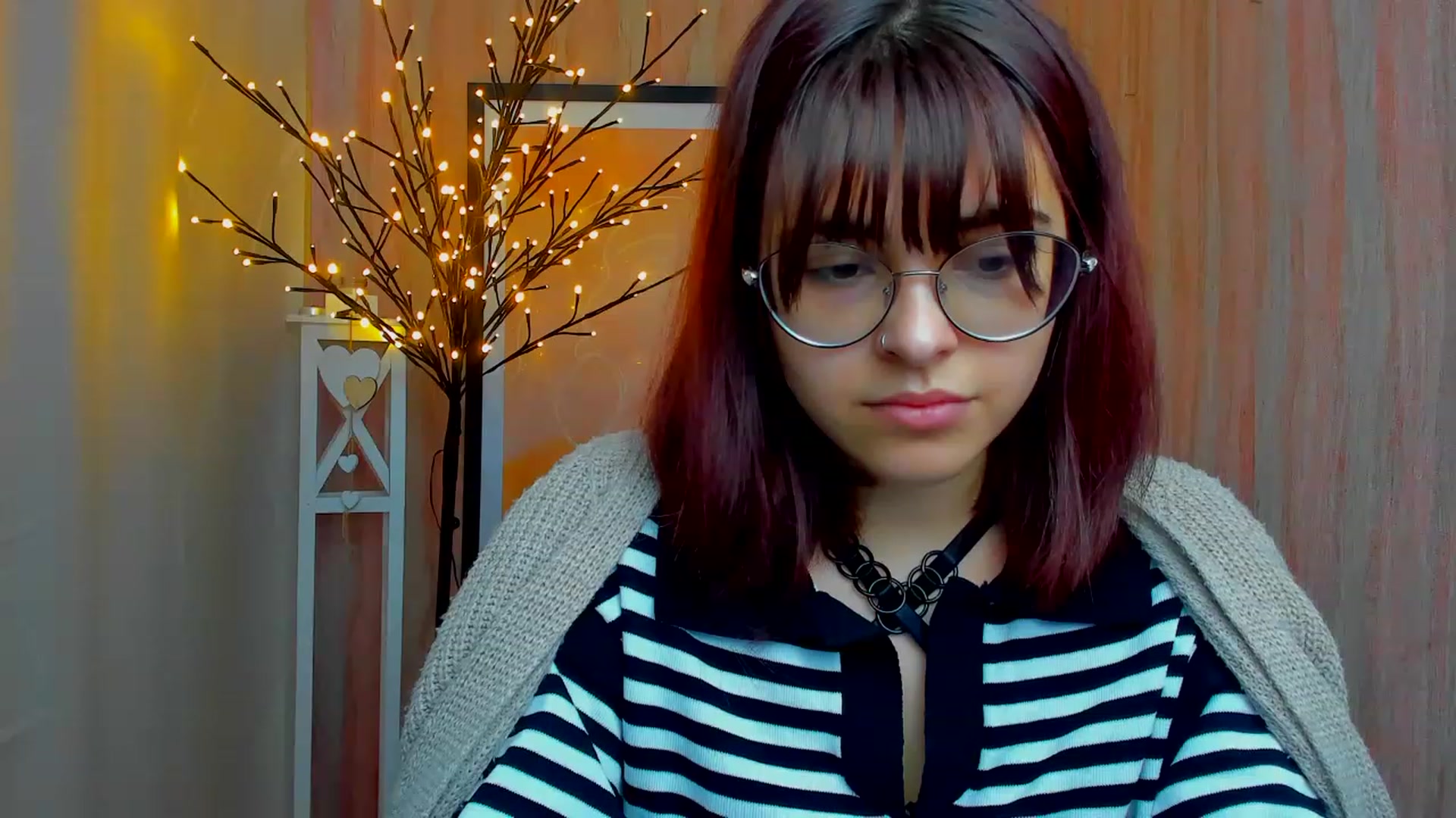 Gallery image thumbnail from MillaGold's myfreecams stream on, 12/24/2022, 10:32 image 2 of 20