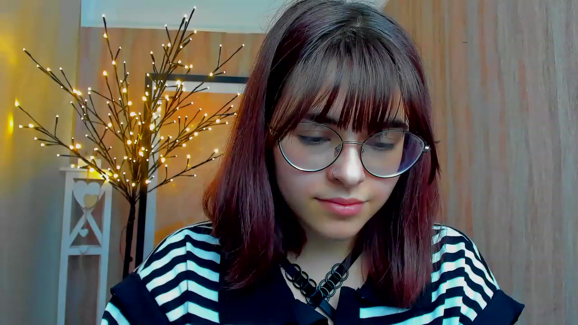 Gallery image thumbnail from MillaGold's myfreecams stream on, 12/24/2022, 12:47 image 9 of 20