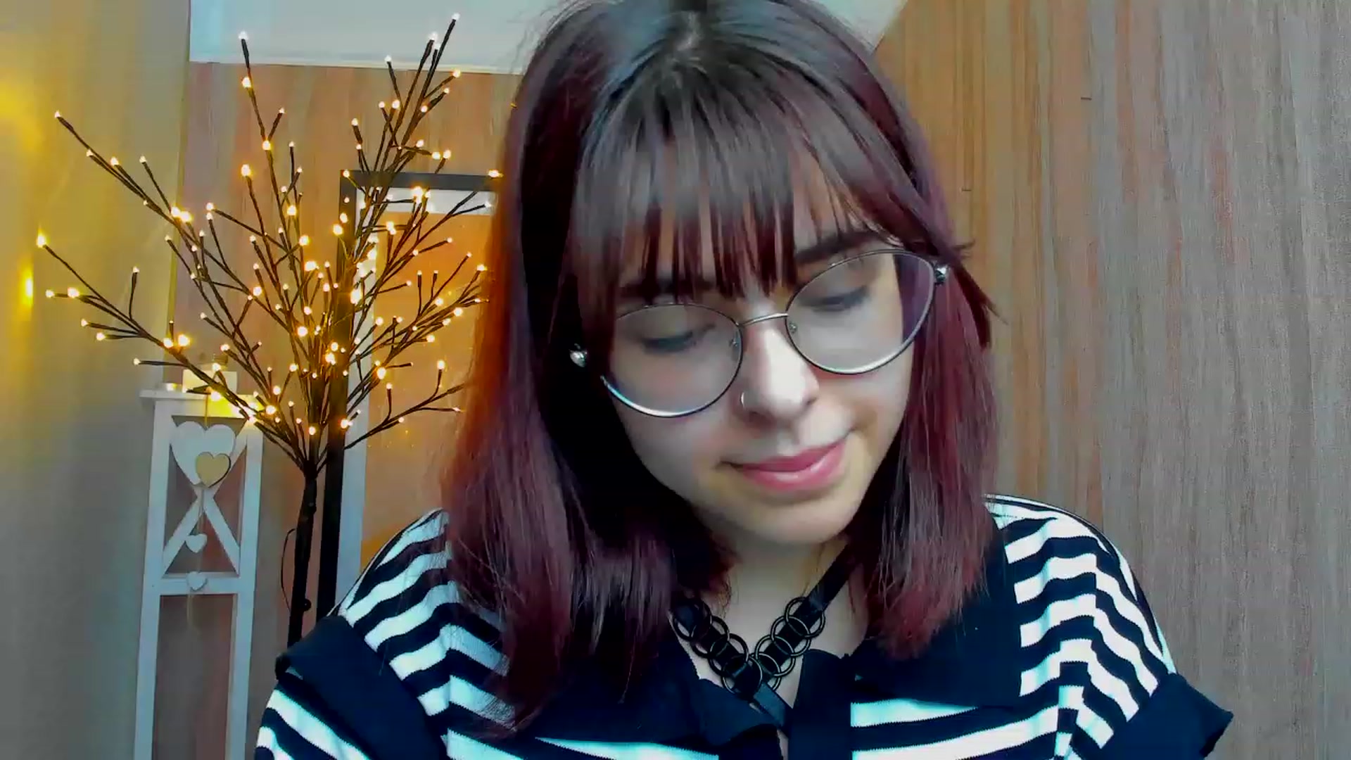 Gallery image thumbnail from MillaGold's myfreecams stream on, 12/24/2022, 12:47 image 19 of 20