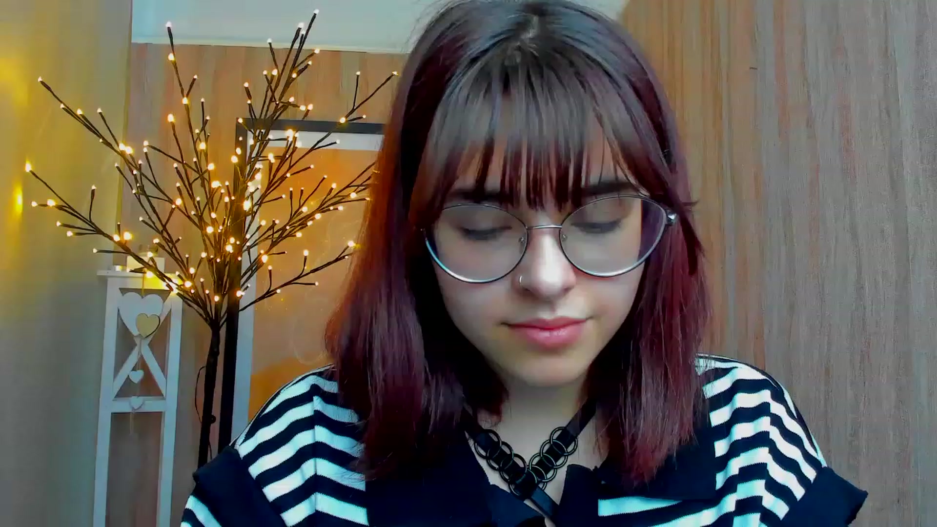 Gallery image thumbnail from MillaGold's myfreecams stream on, 12/24/2022, 12:47 image 12 of 20