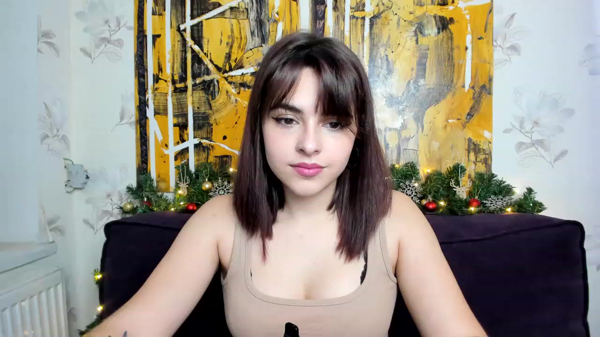 Gallery image thumbnail from MillaGold's myfreecams stream on, 12/28/2022, 09:05 image 17 of 20