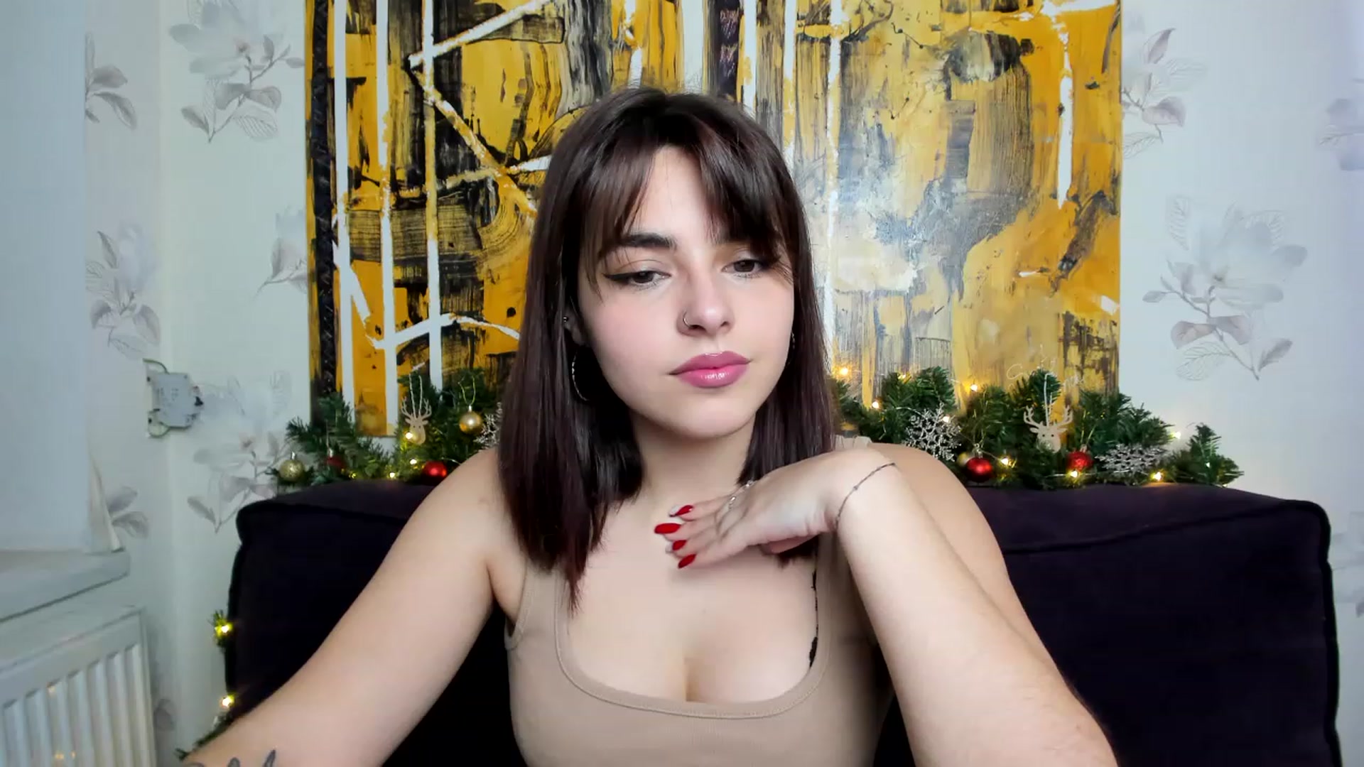 Gallery image thumbnail from MillaGold's myfreecams stream on, 12/28/2022, 09:05 image 11 of 20