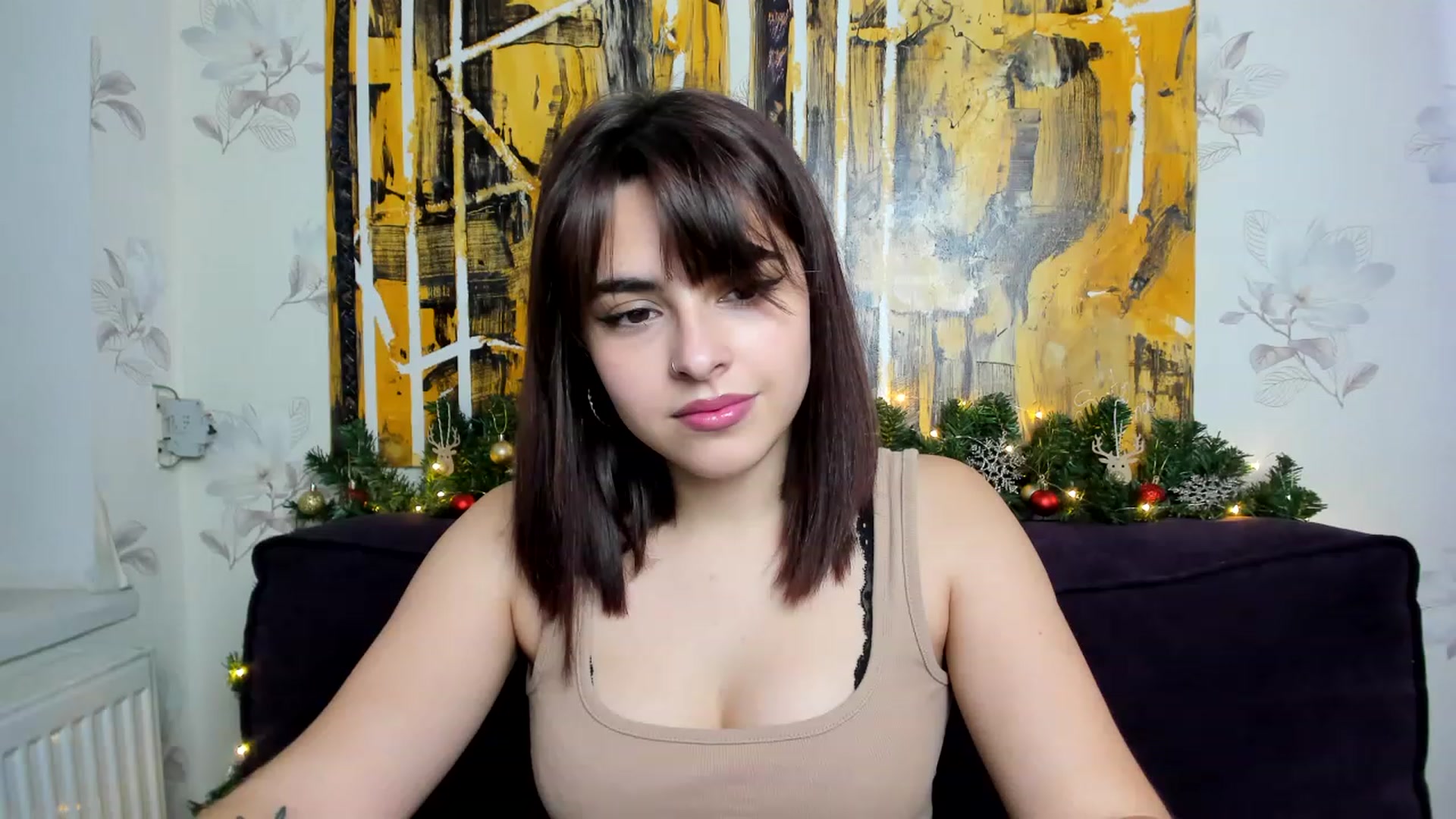 Gallery image thumbnail from MillaGold's myfreecams stream on, 12/28/2022, 09:05 image 19 of 20