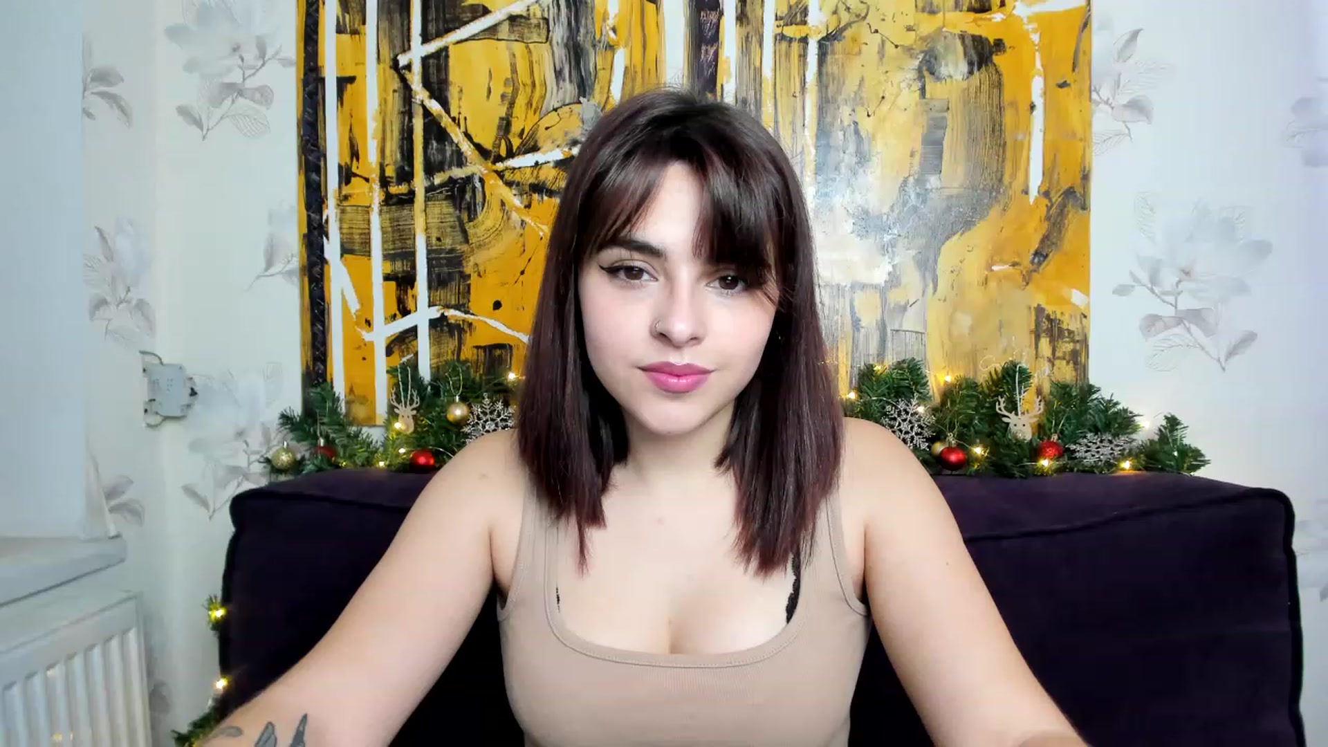 Gallery image thumbnail from MillaGold's myfreecams stream on, 12/28/2022, 09:05 image 20 of 20