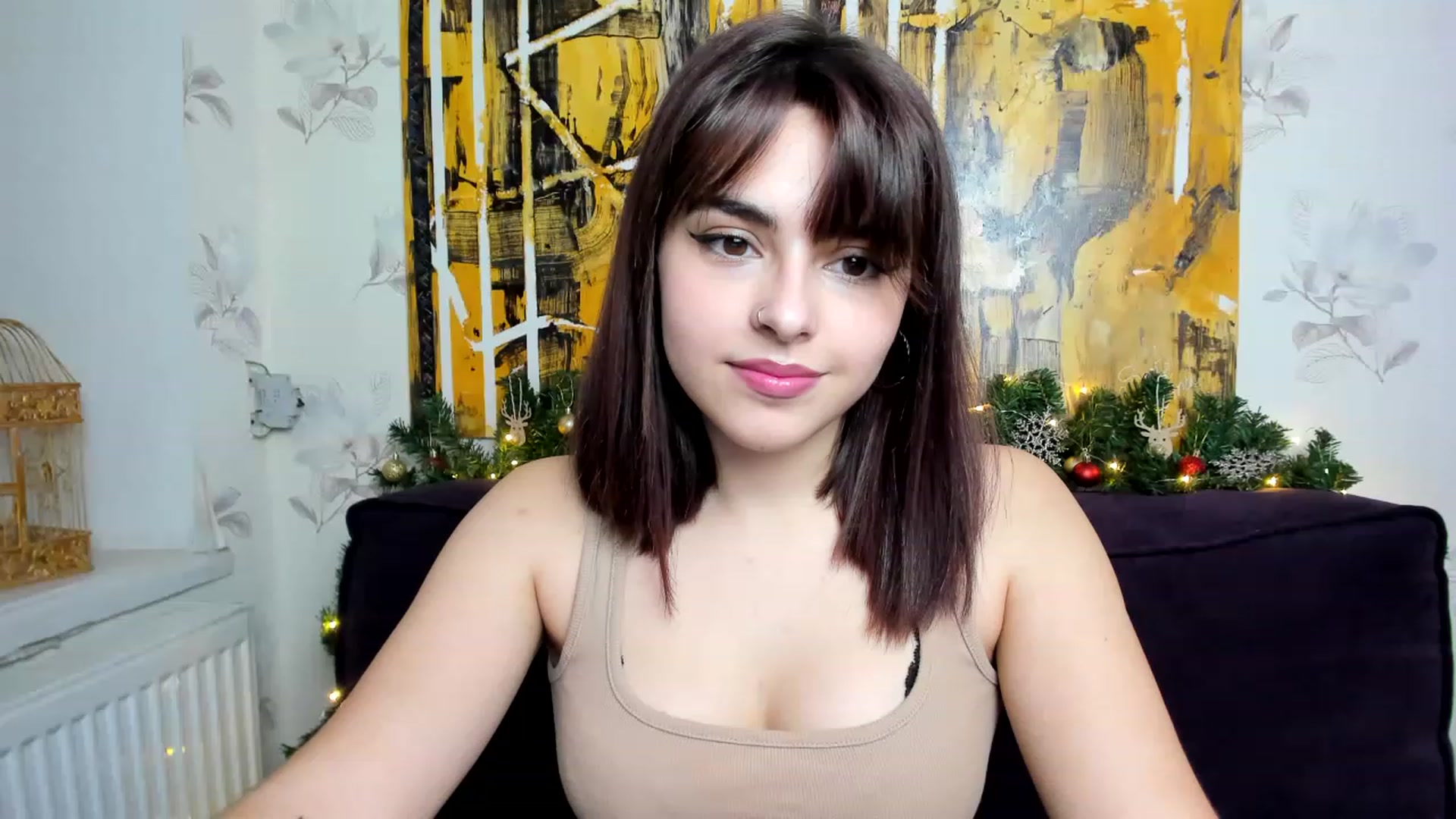 Gallery image thumbnail from MillaGold's myfreecams stream on, 12/28/2022, 09:22 image 5 of 20