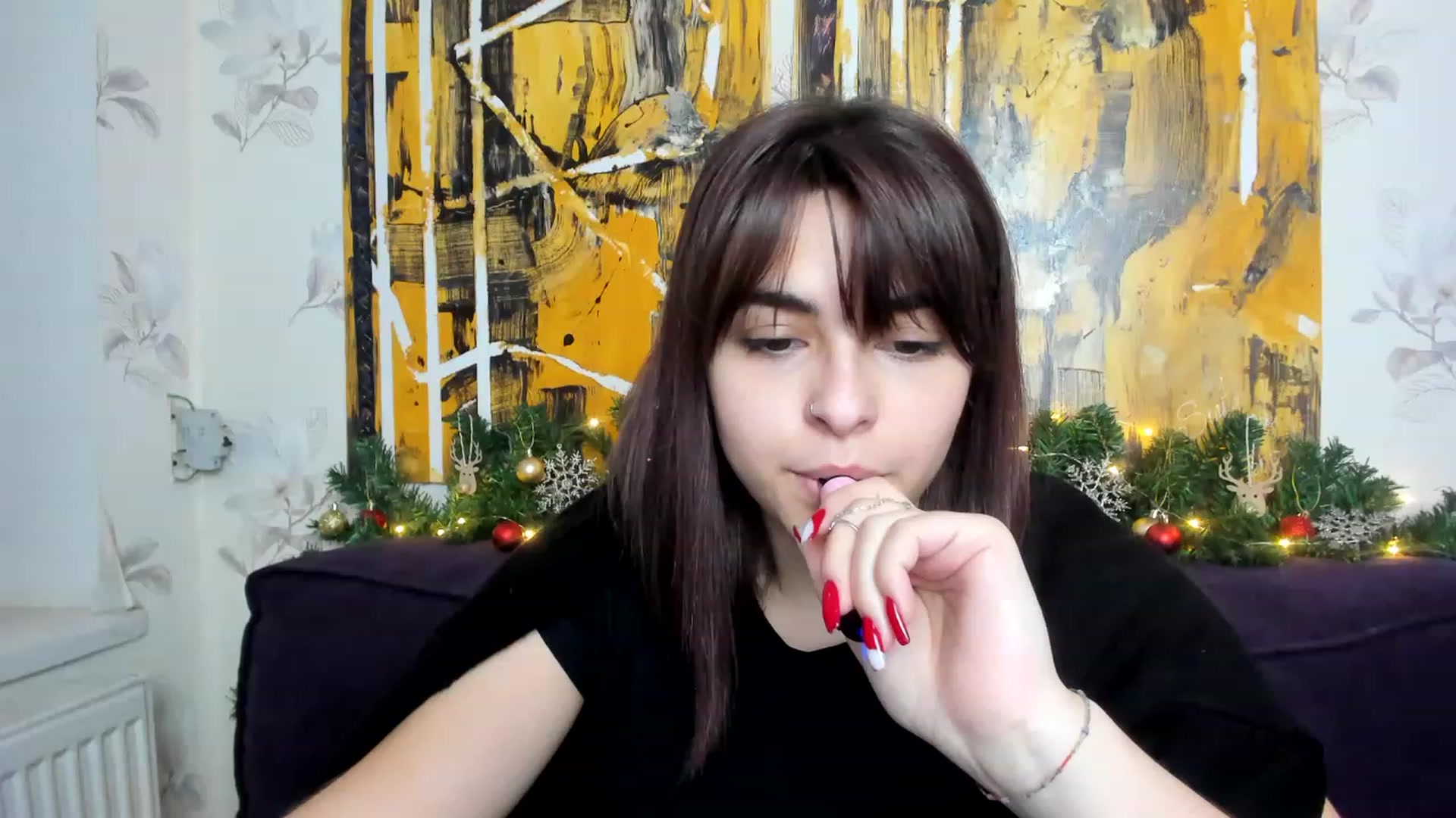 Gallery image thumbnail from MillaGold's myfreecams stream on, 12/29/2022, 10:39 image 11 of 20