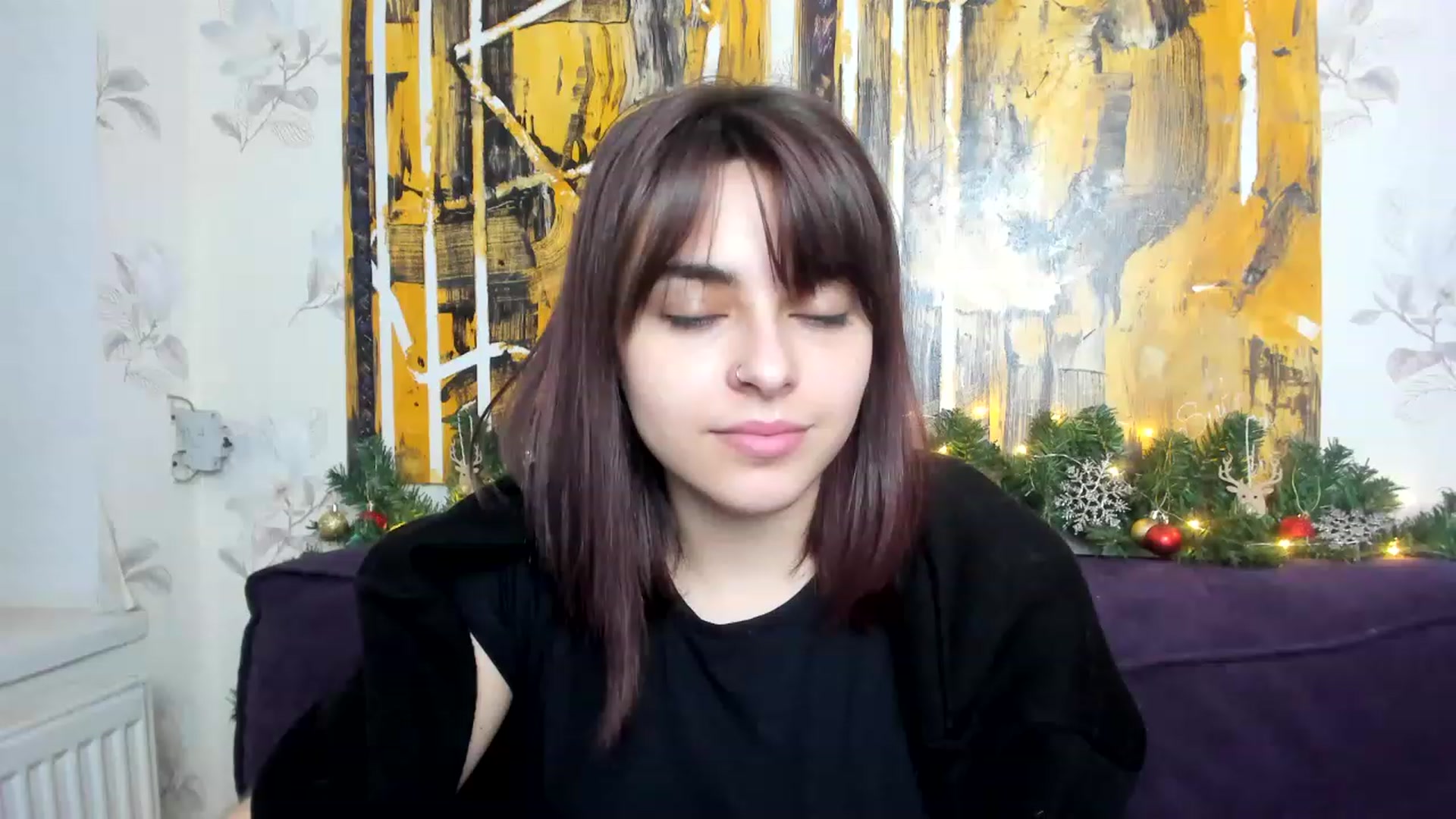 Gallery image thumbnail from MillaGold's myfreecams stream on, 12/29/2022, 10:39 image 12 of 20