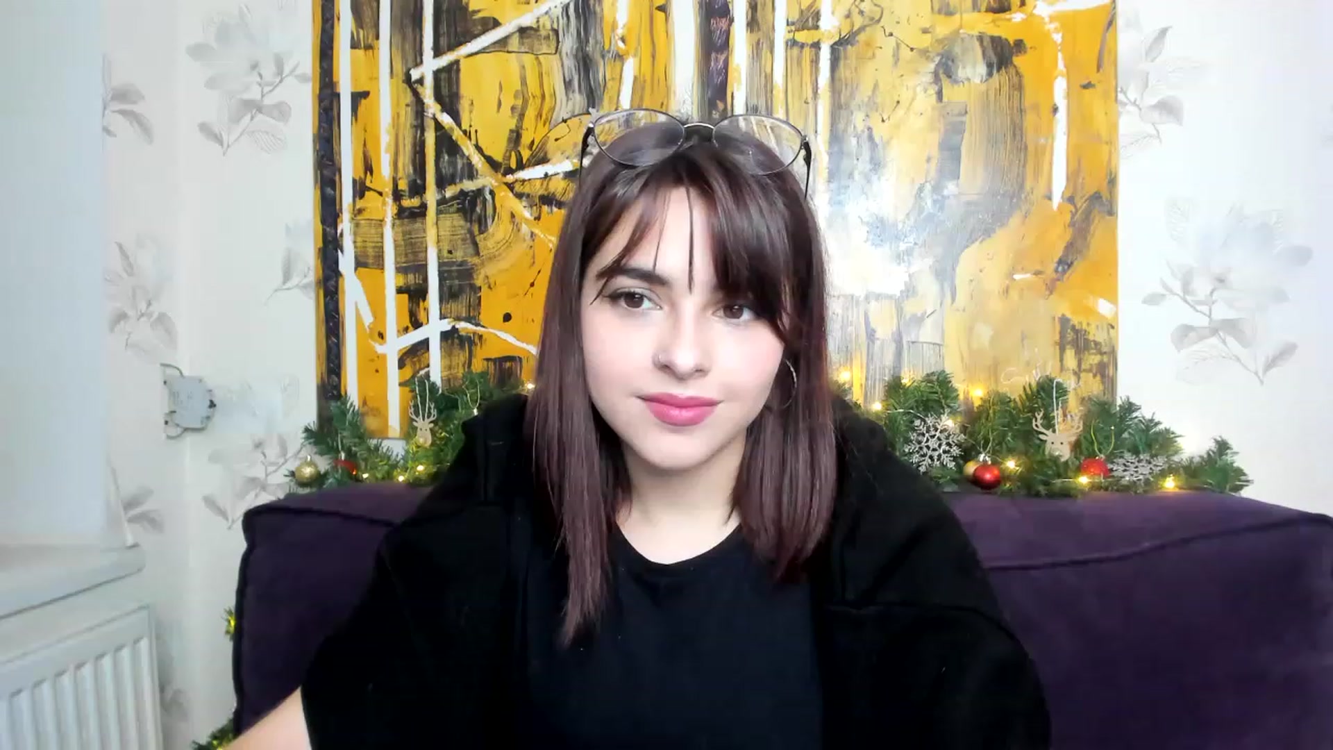 Gallery image thumbnail from MillaGold's myfreecams stream on, 12/29/2022, 12:06 image 4 of 20