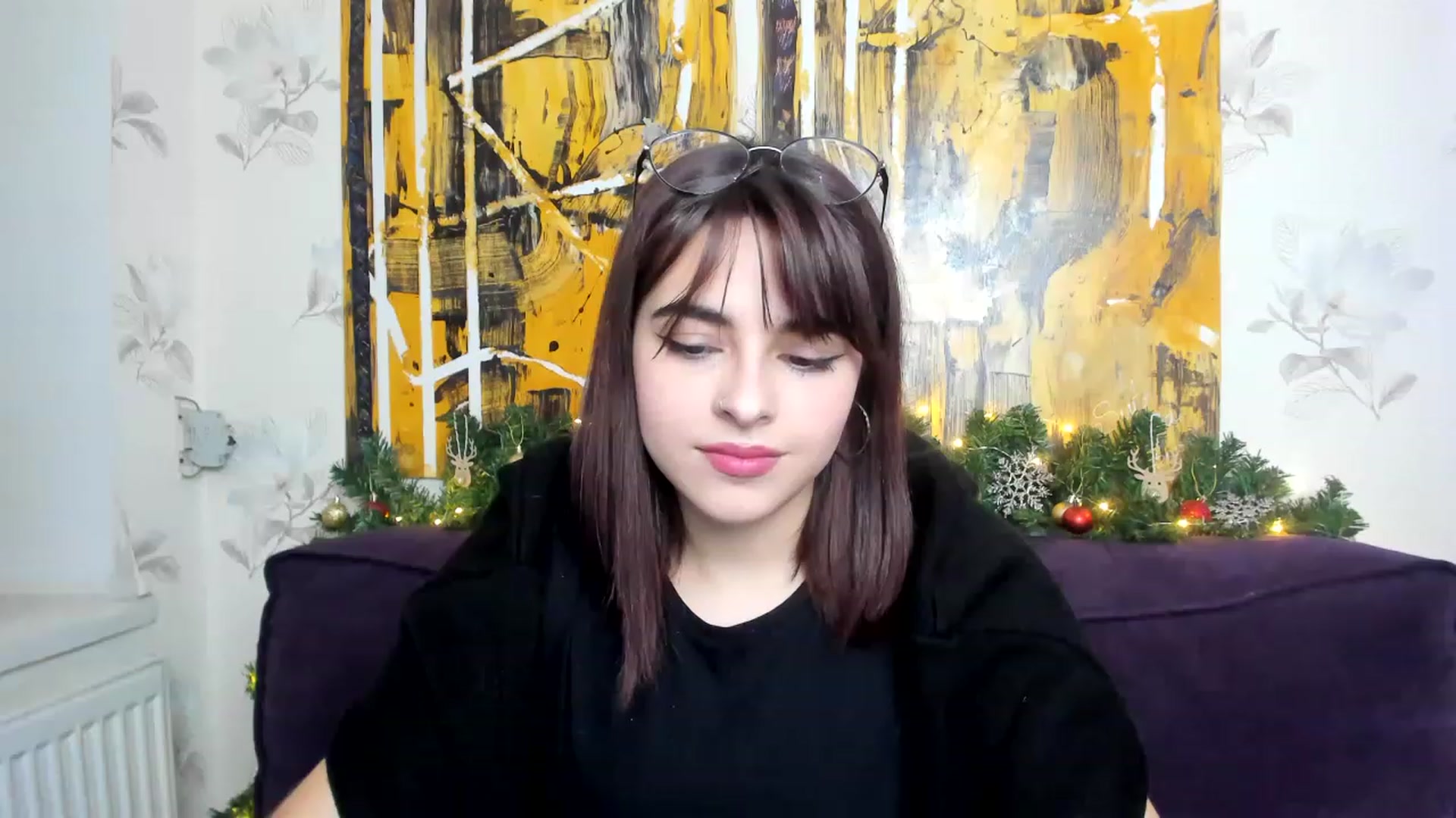 Gallery image thumbnail from MillaGold's myfreecams stream on, 12/29/2022, 12:06 image 12 of 20