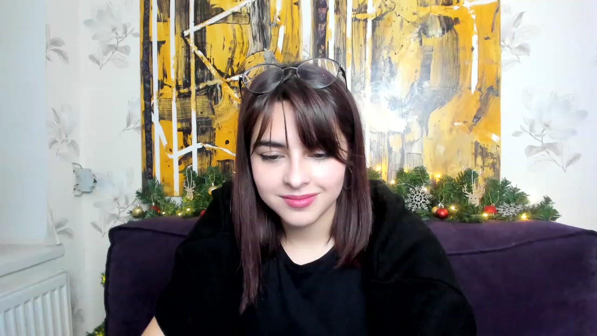 Gallery image thumbnail from MillaGold's myfreecams stream on, 12/29/2022, 12:06 image 8 of 20